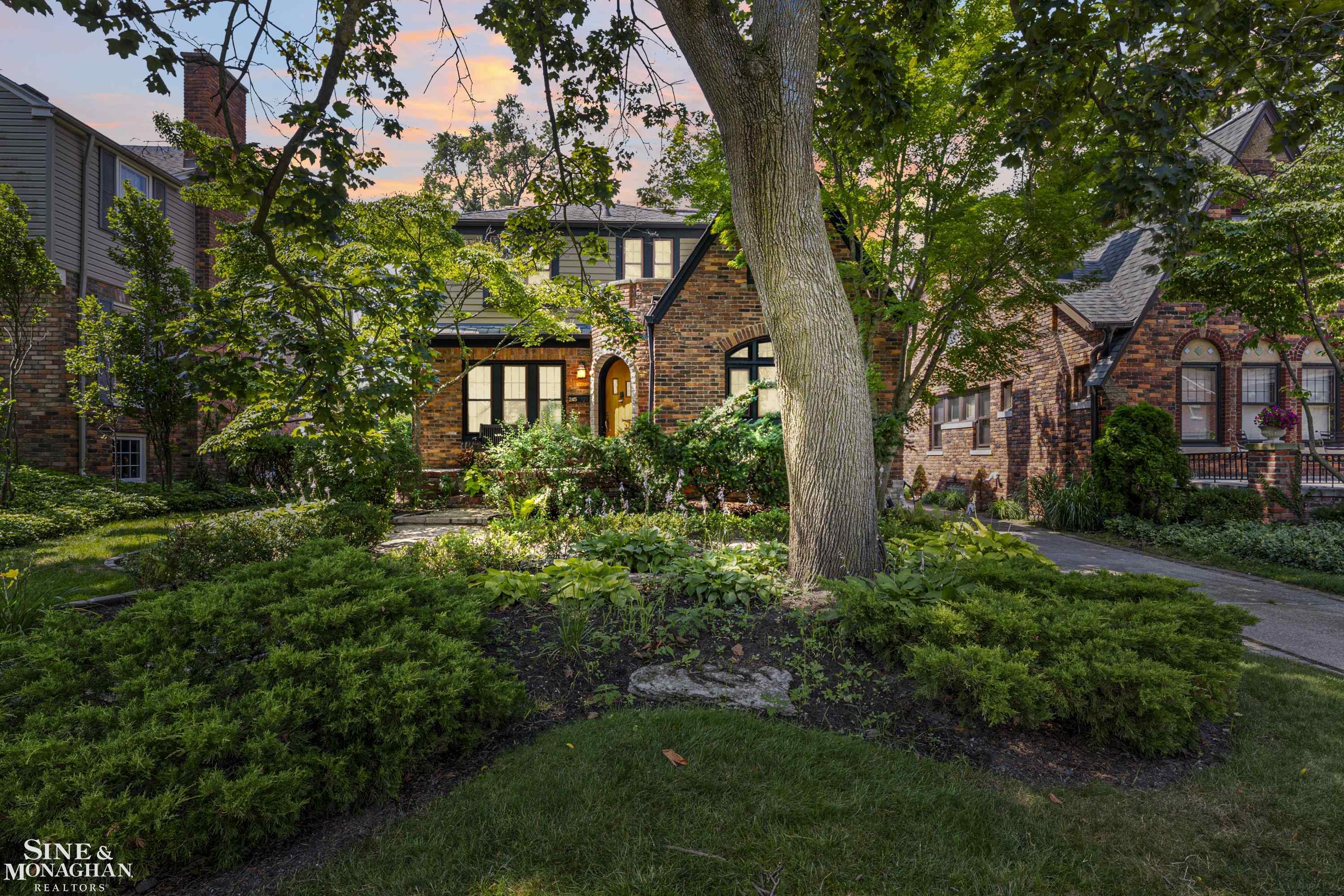 245 Ridgemont Road