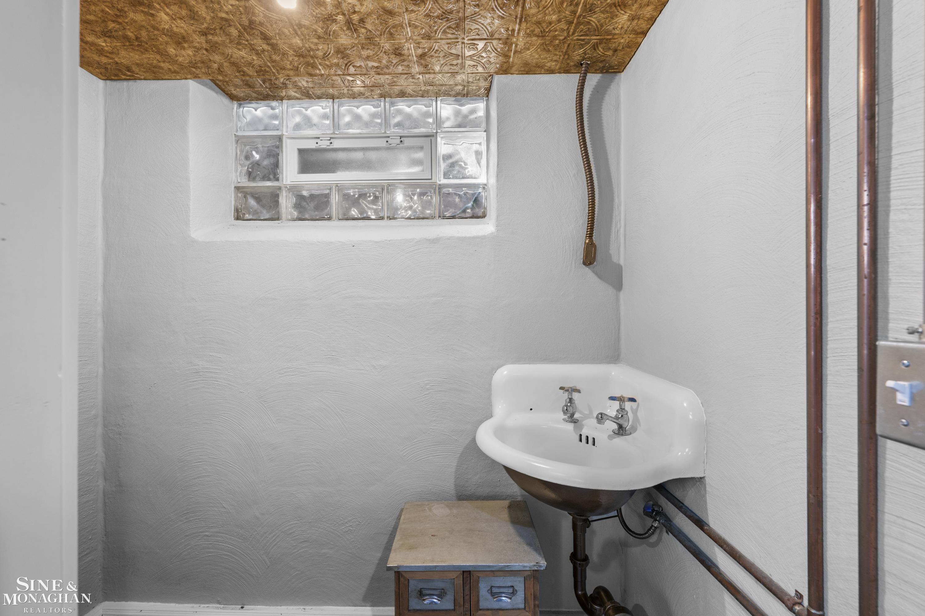 245 Ridgemont Road