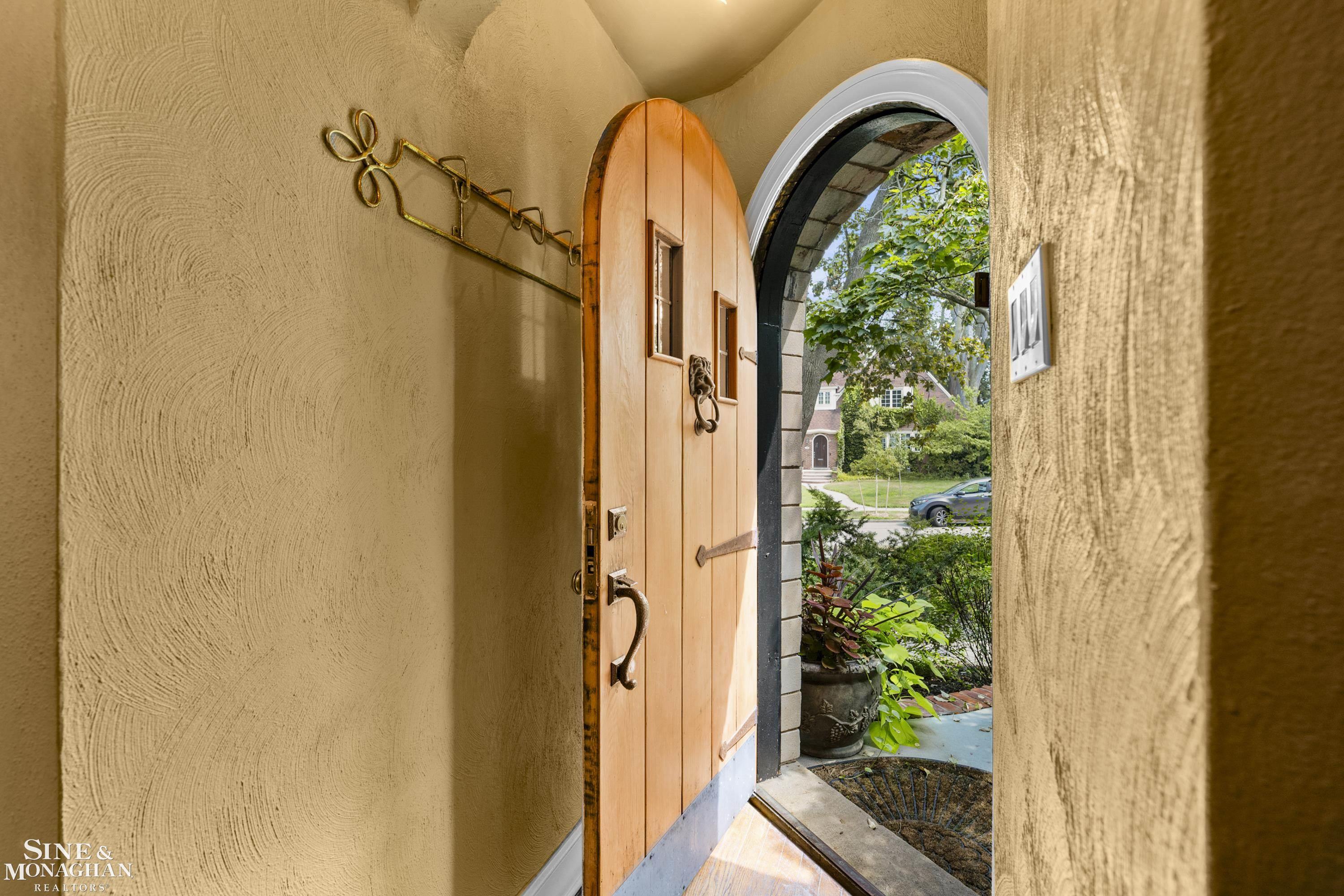 245 Ridgemont Road