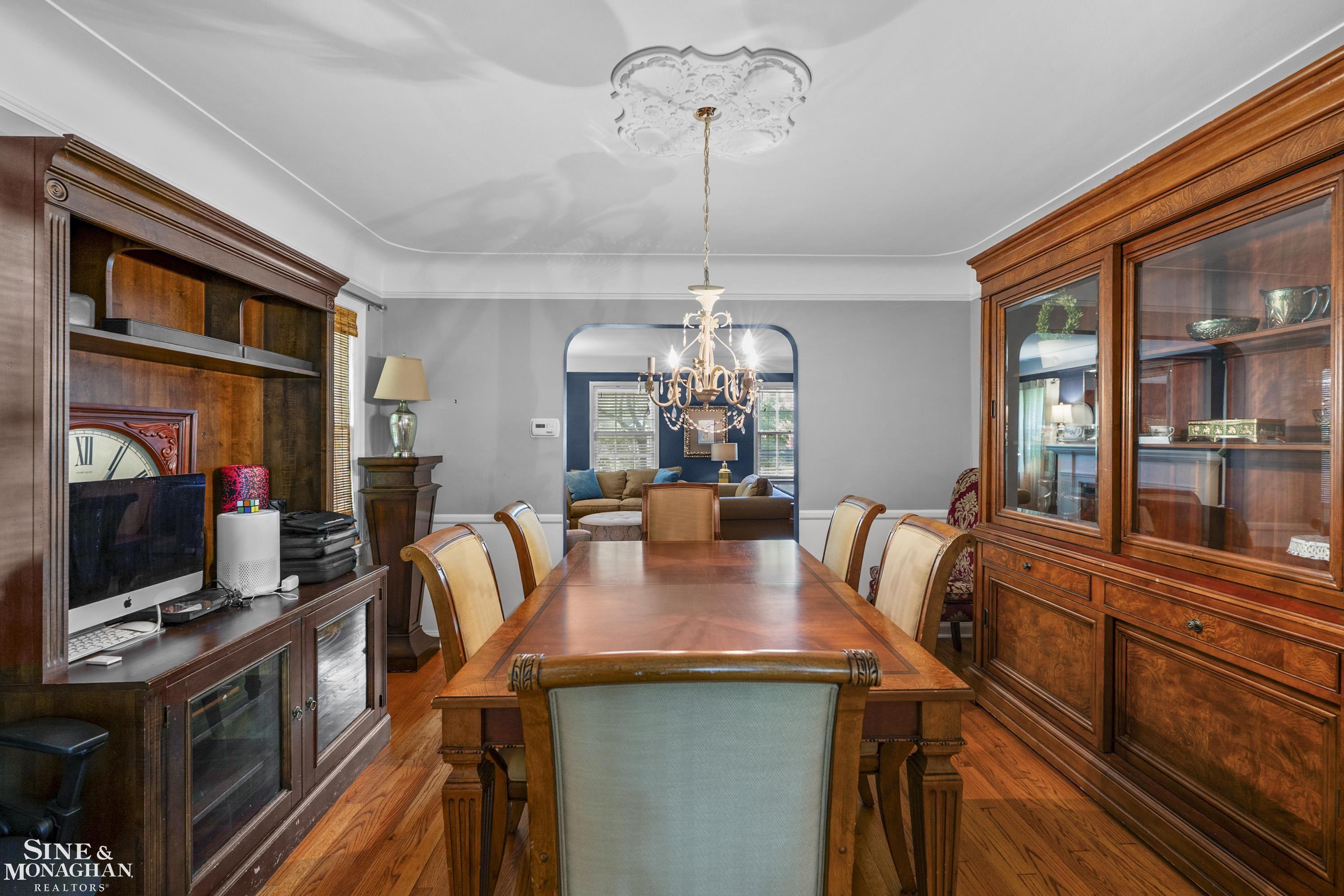 433 Maison Road