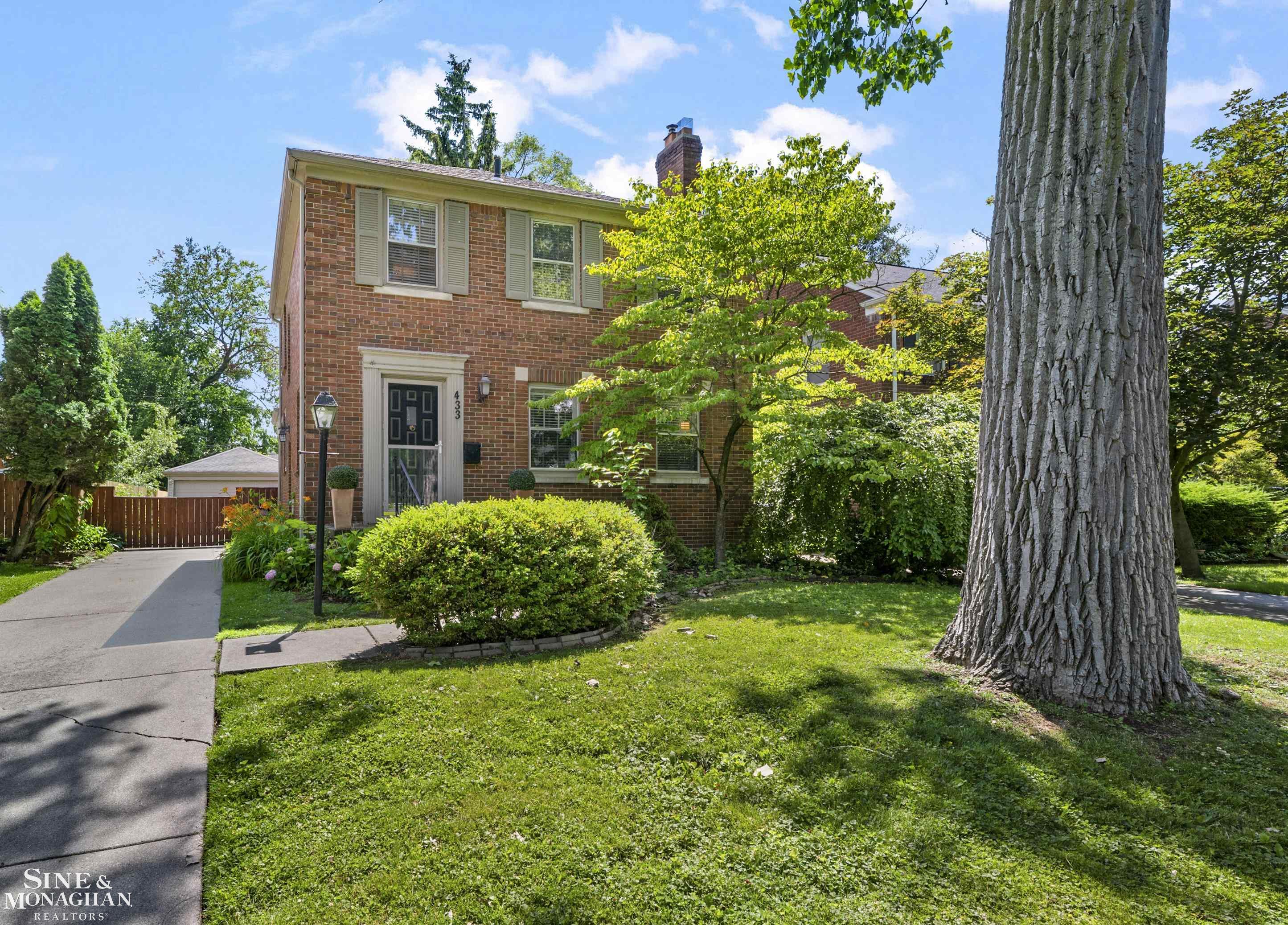 433 Maison Road