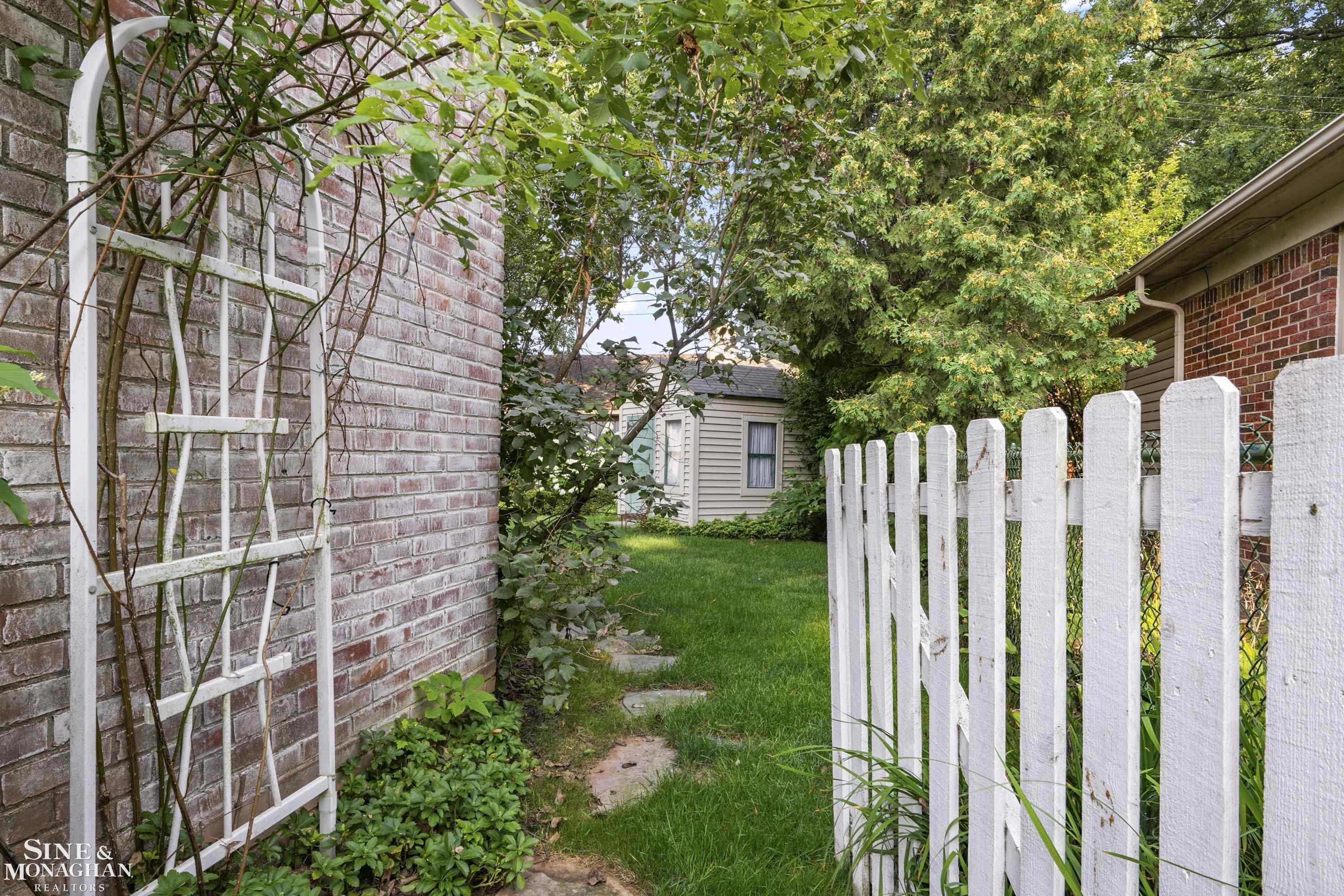 243 Beaupre Avenue