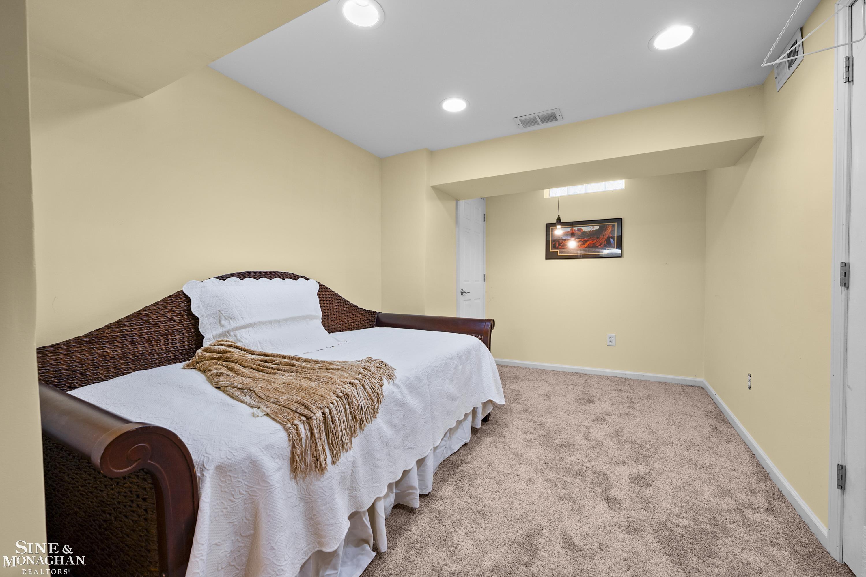 1268 Audubon Road