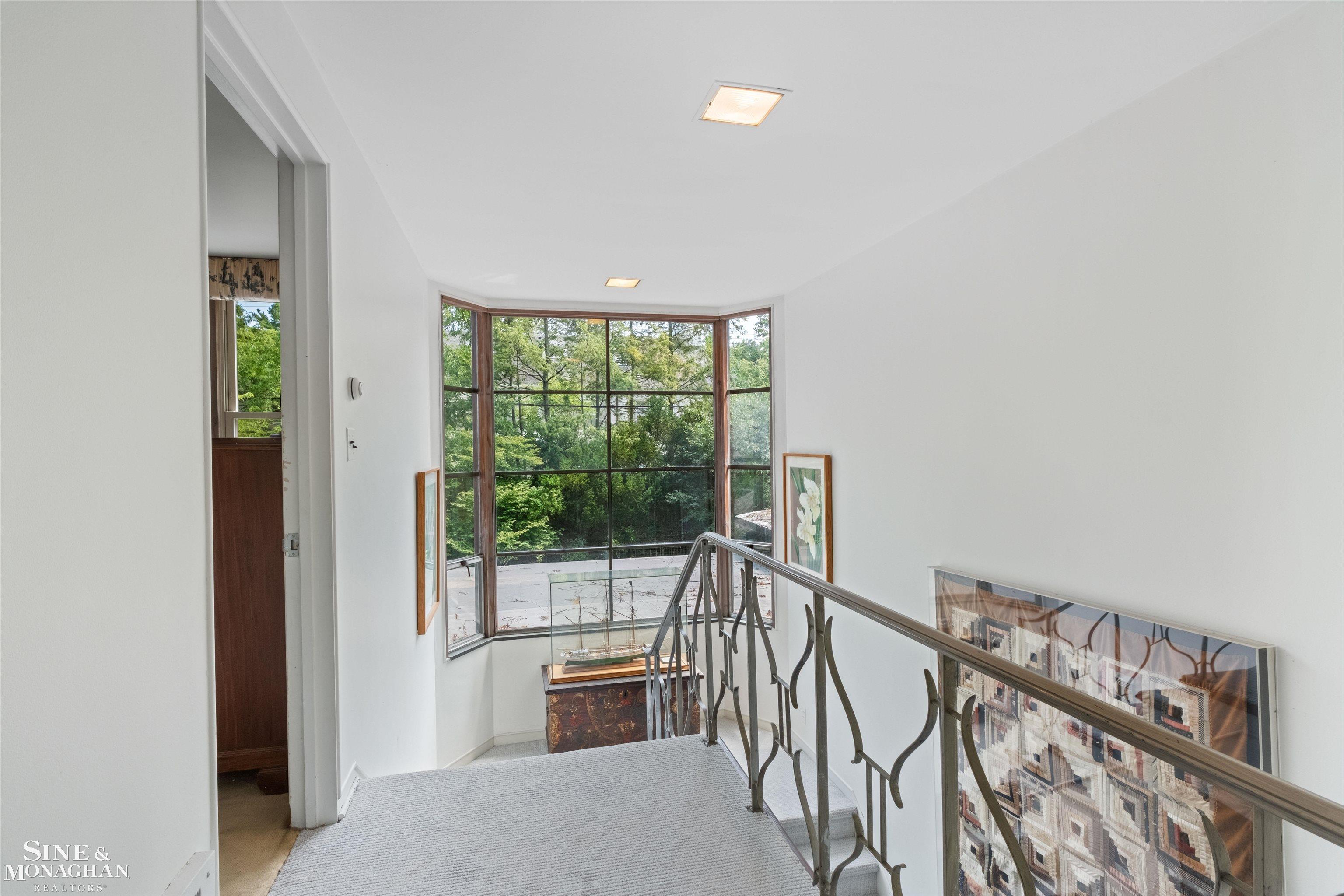 280 Vincennes Place