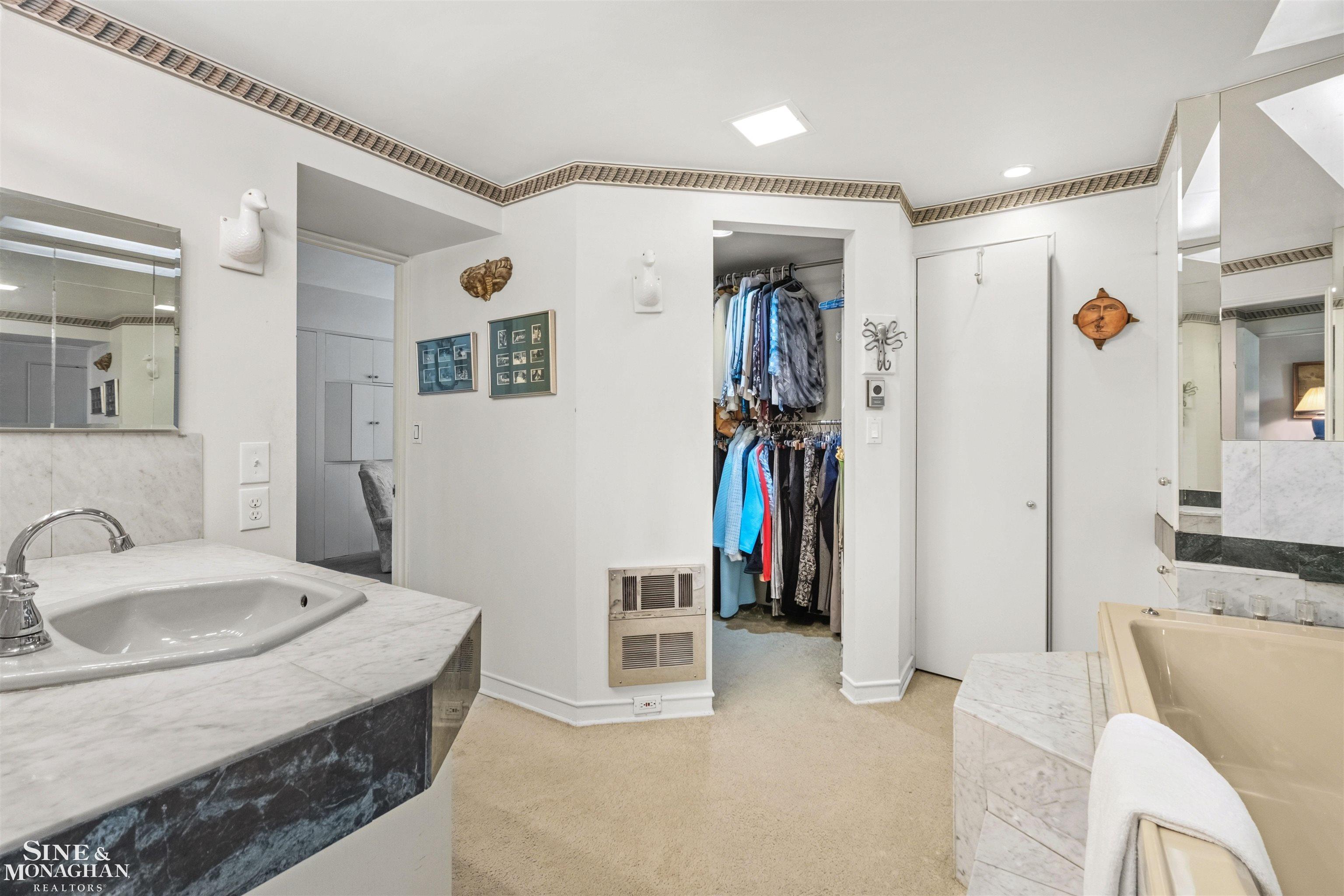 280 Vincennes Place
