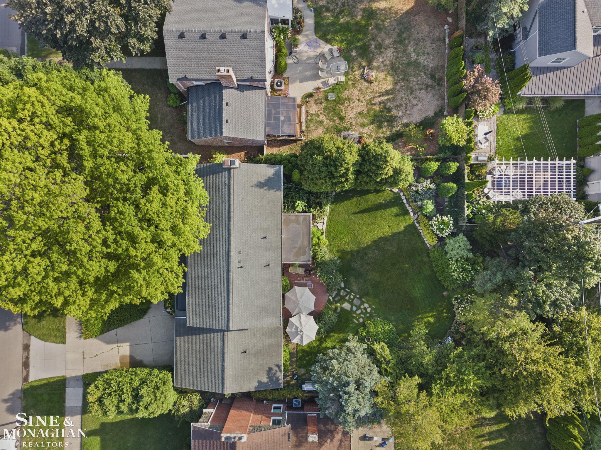 332 Kercheval Avenue