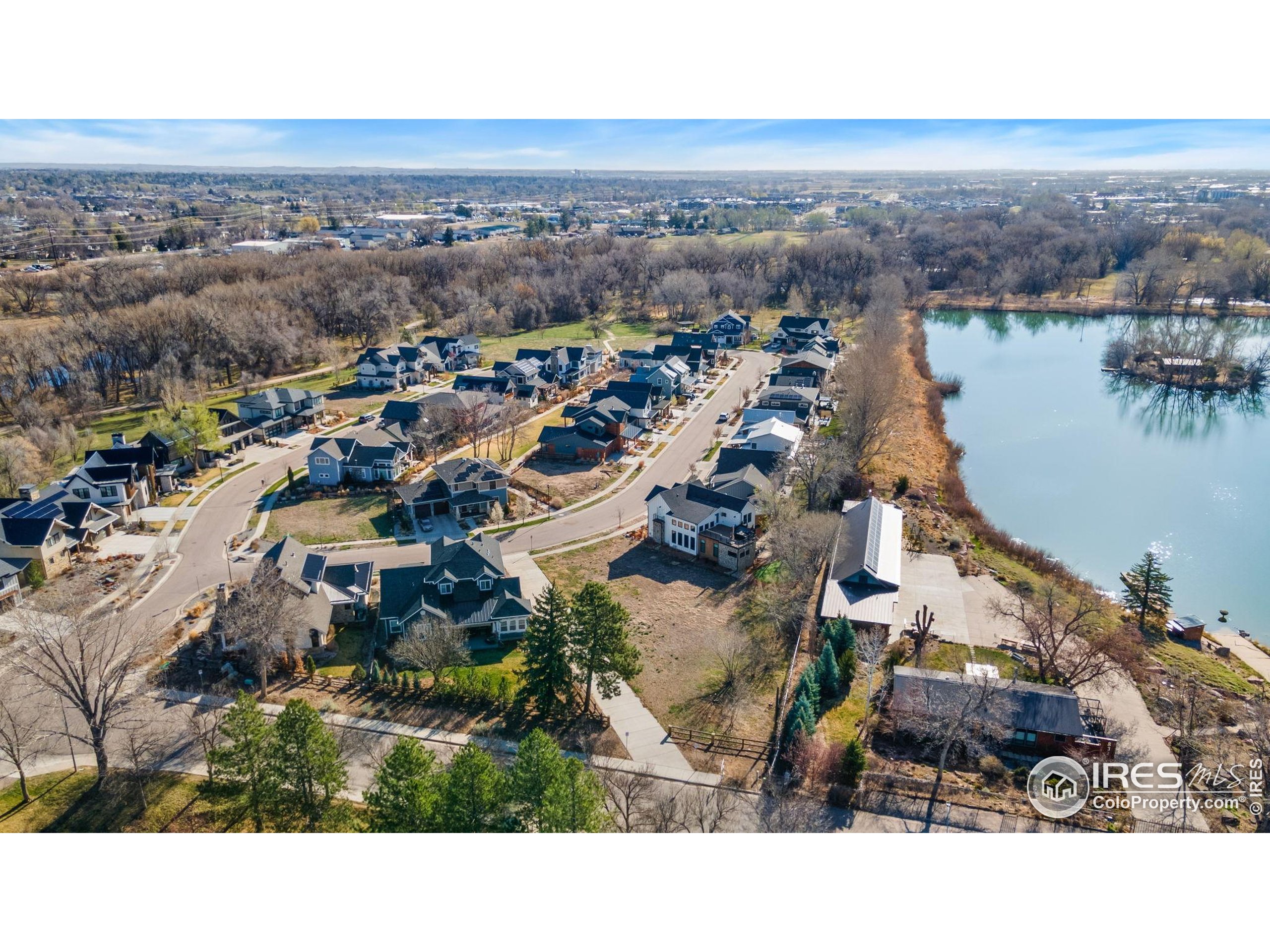 747 Peregoy Farms Way