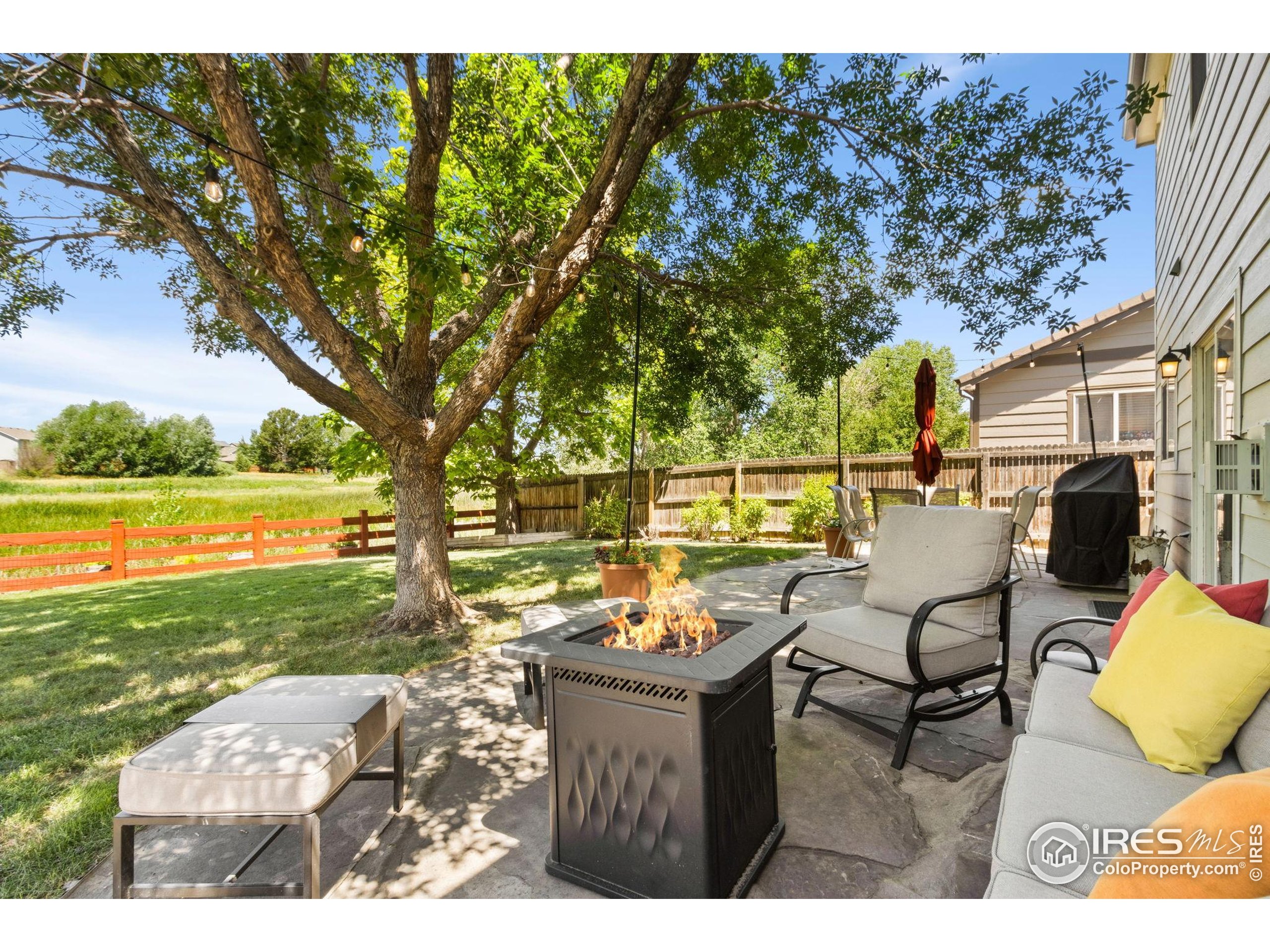 909 Glenloch Dr