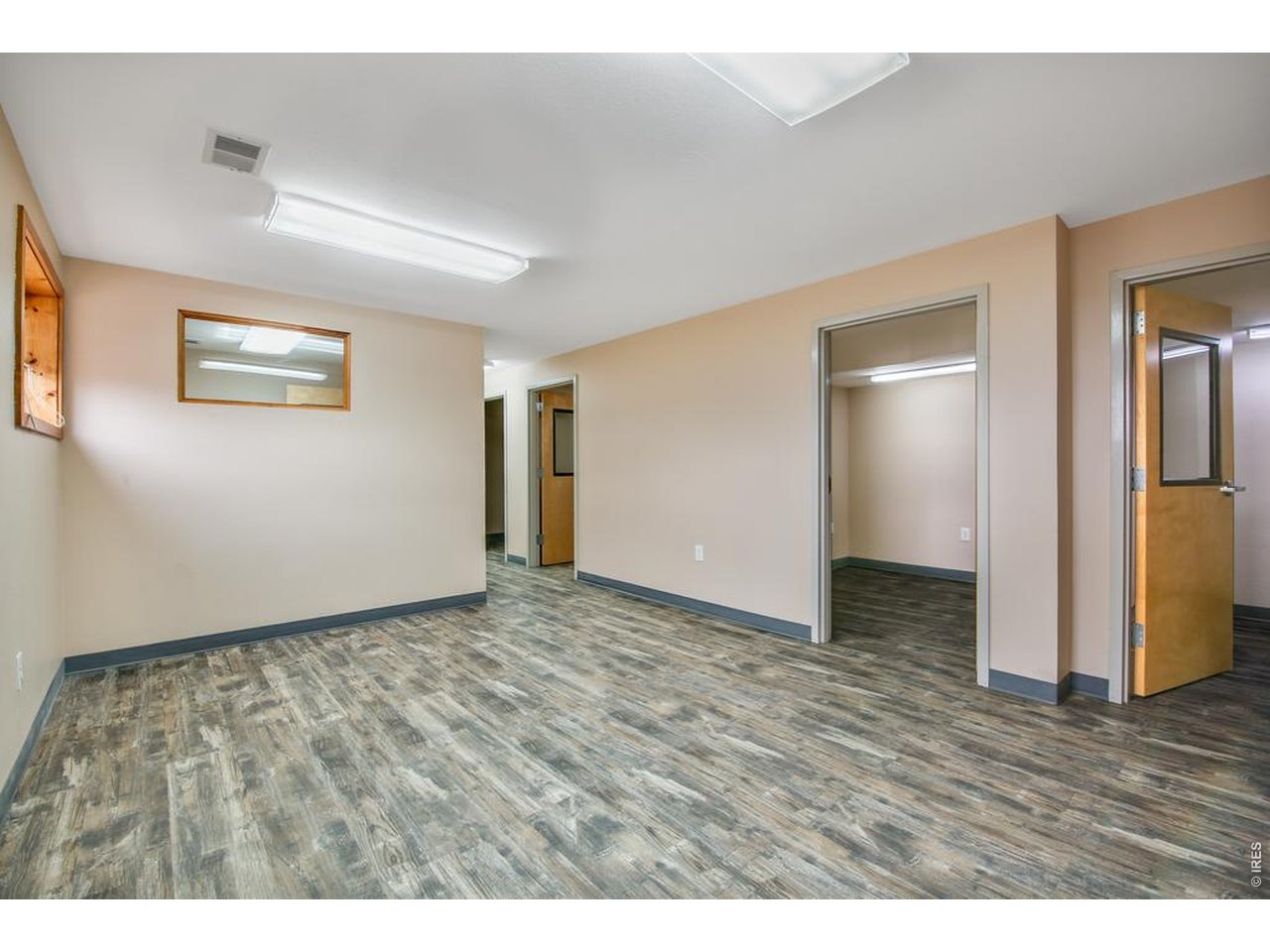 3320 W Eisenhower Blvd