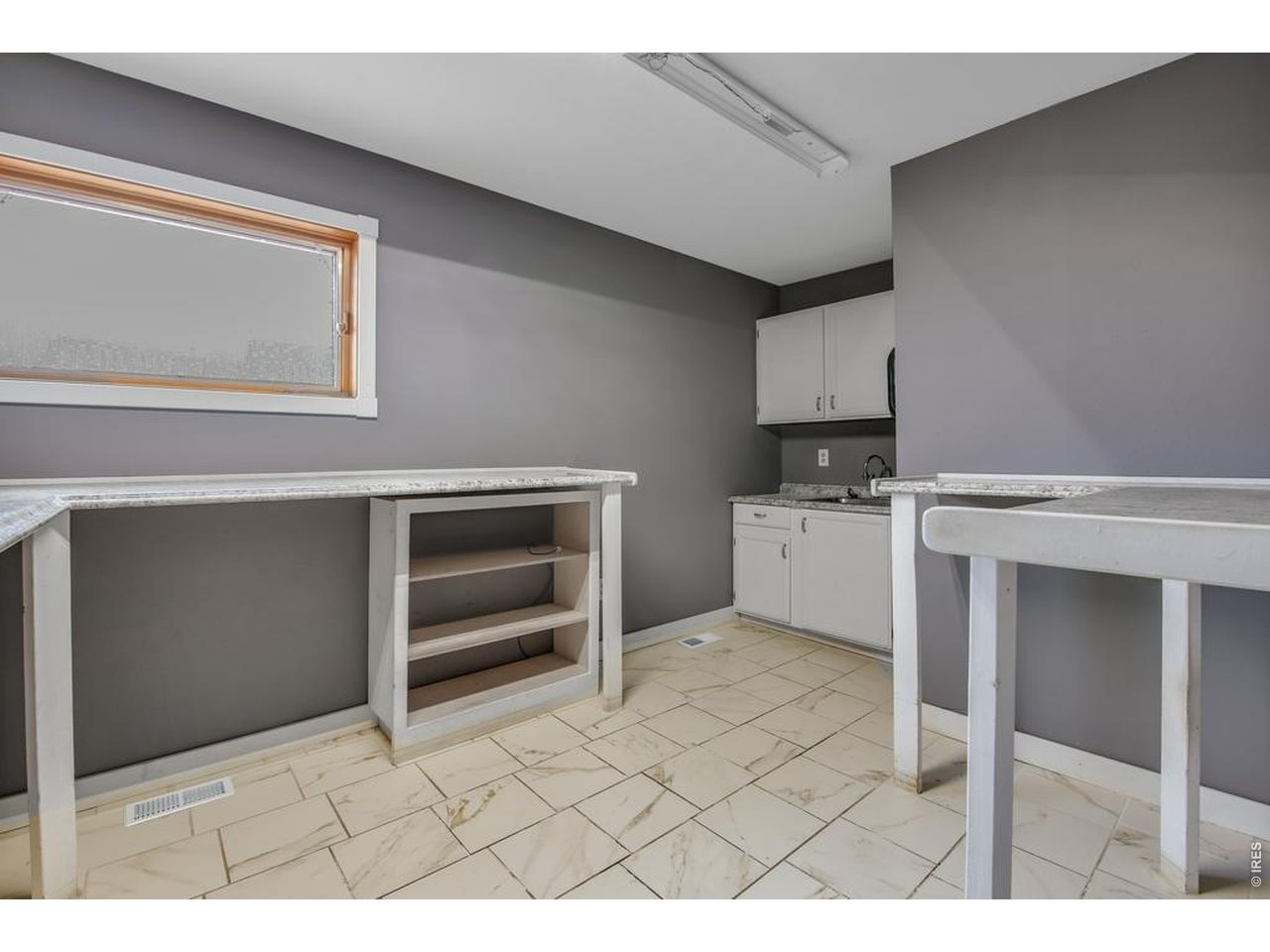 3320 W Eisenhower Blvd