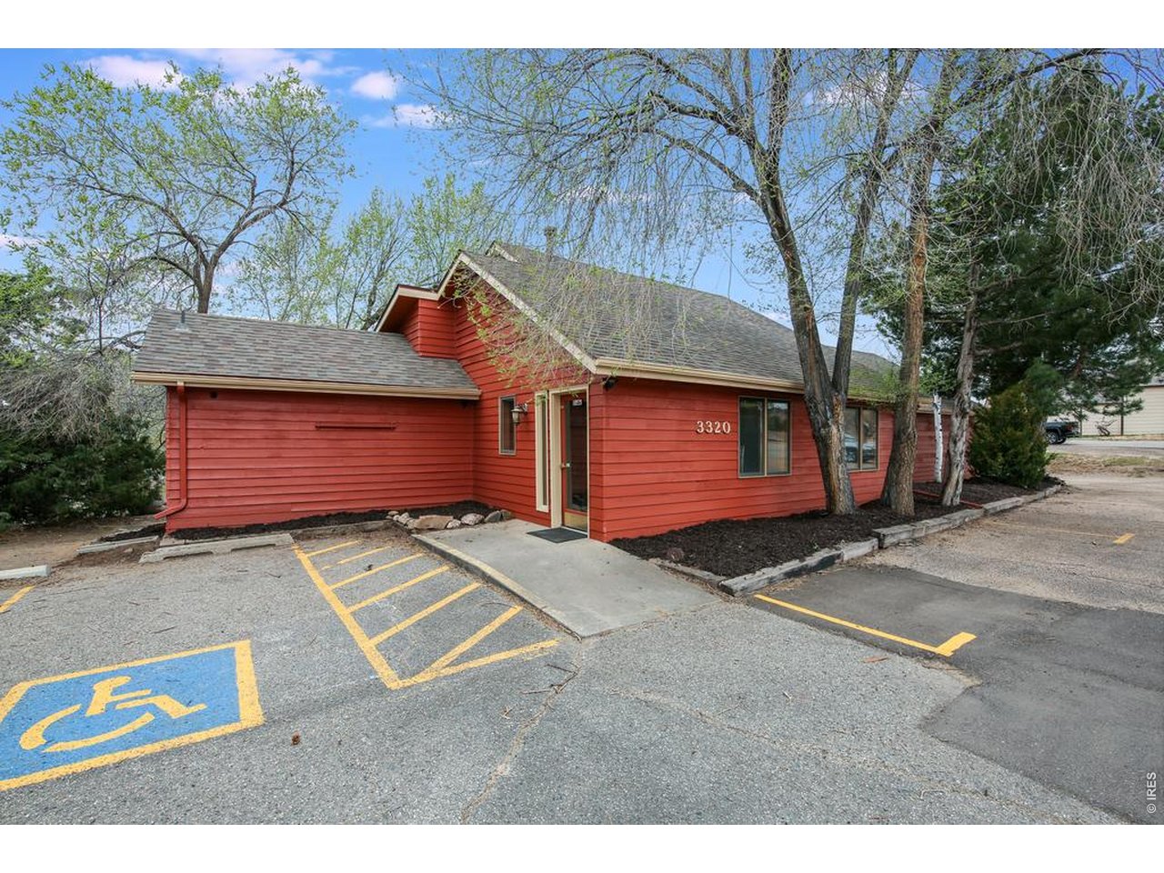 3320 W Eisenhower Blvd