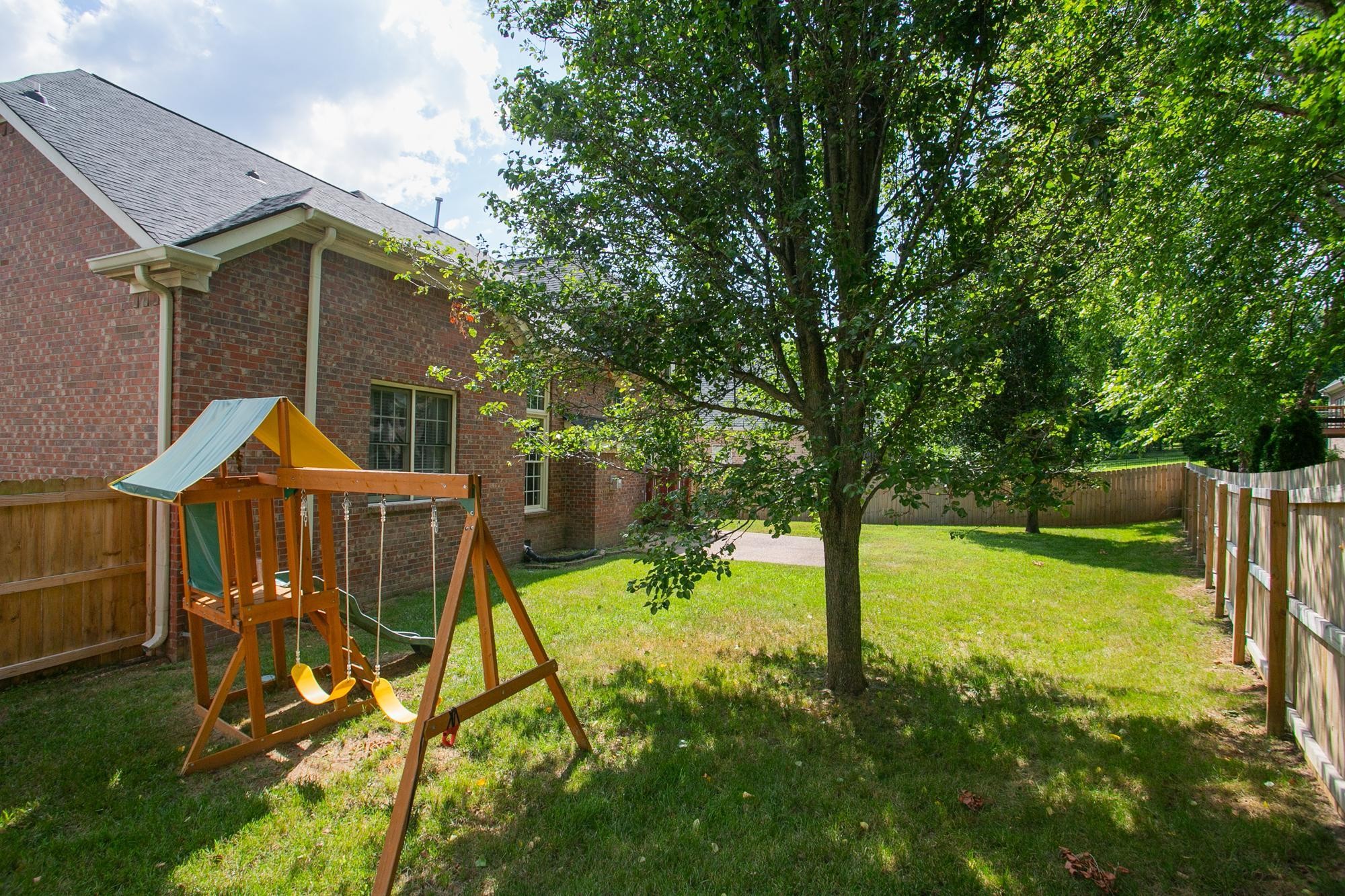 1329 Wexford Downs Ln