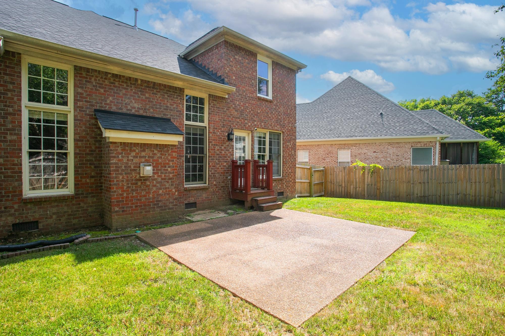 1329 Wexford Downs Ln