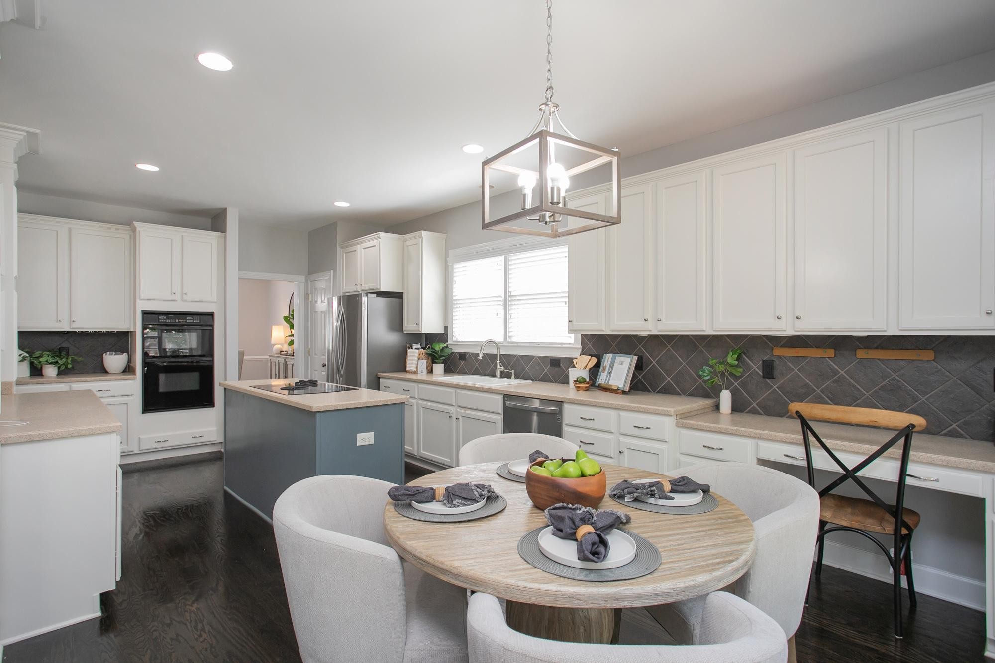 1329 Wexford Downs Ln
