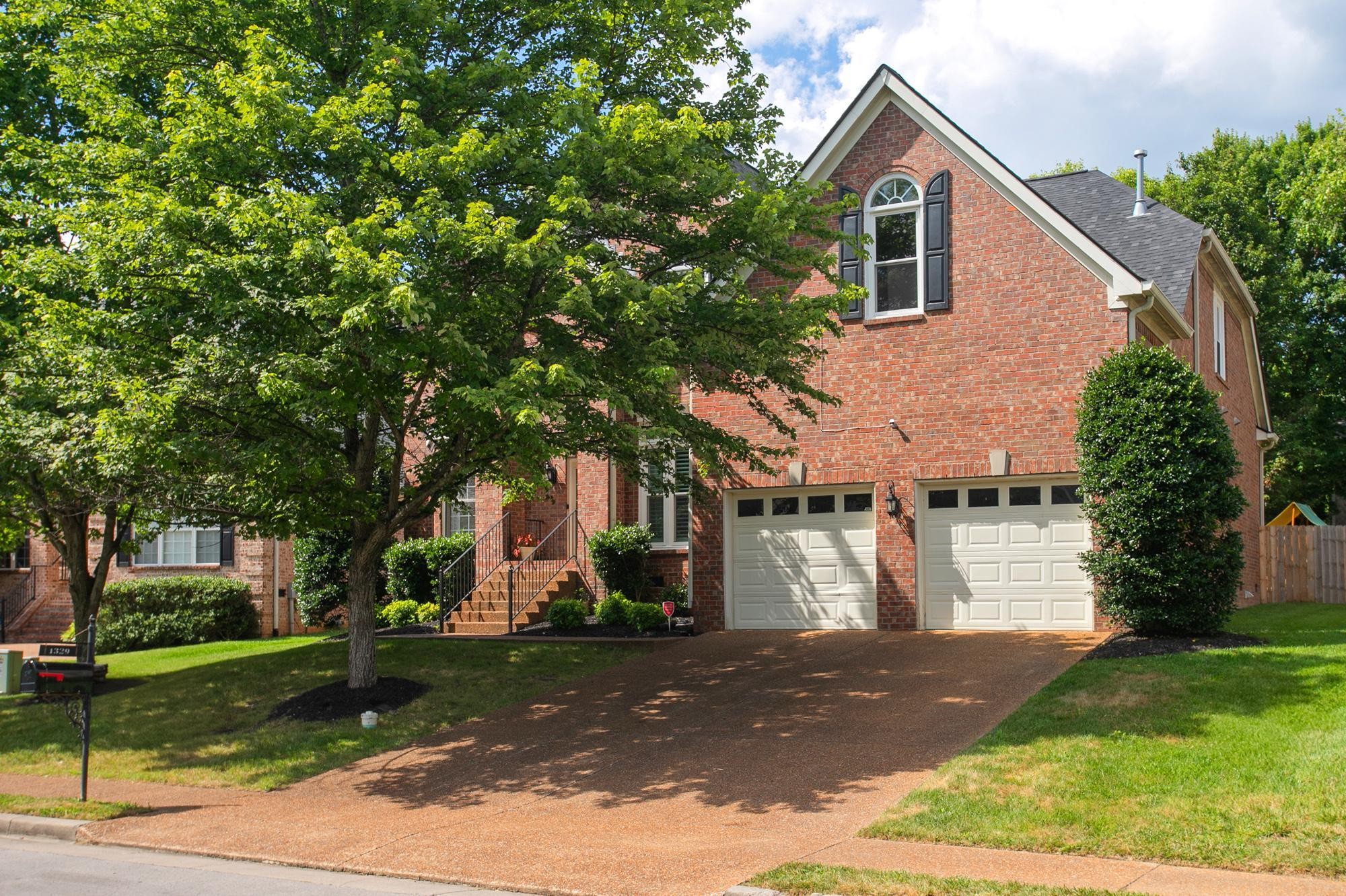 1329 Wexford Downs Ln
