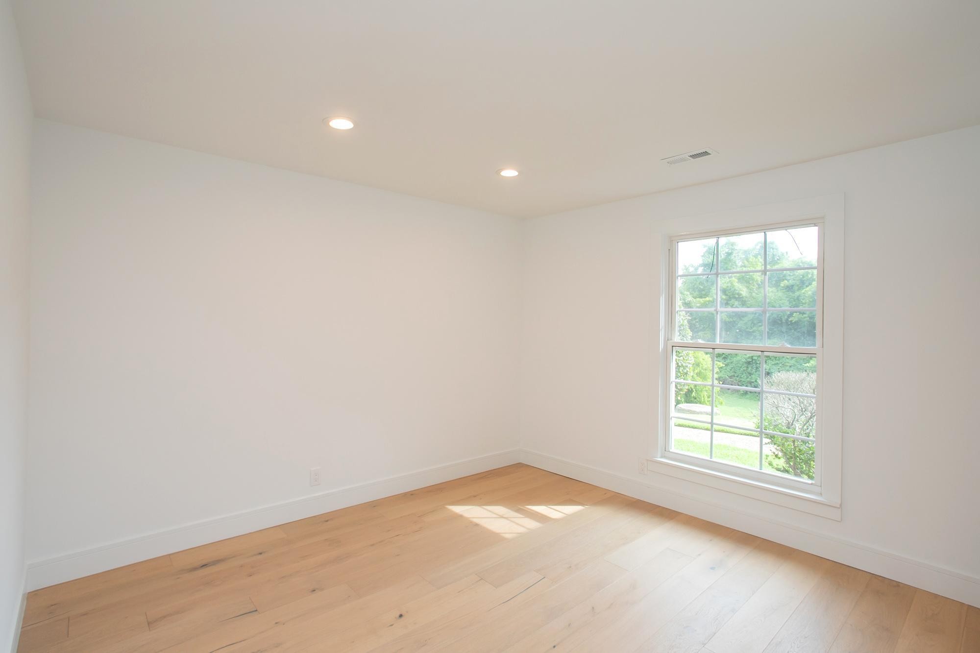 415 Plantation Ct