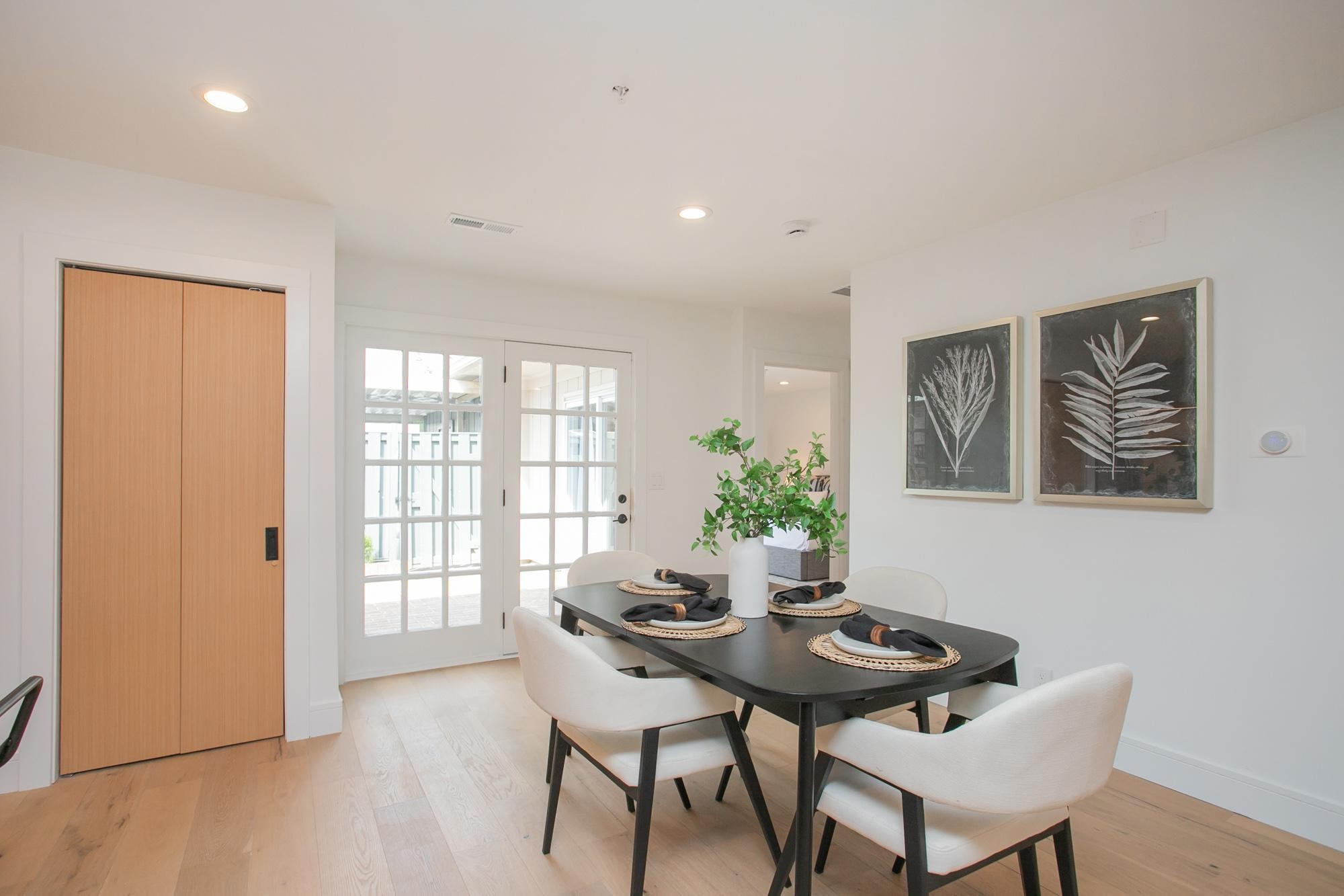 415 Plantation Ct
