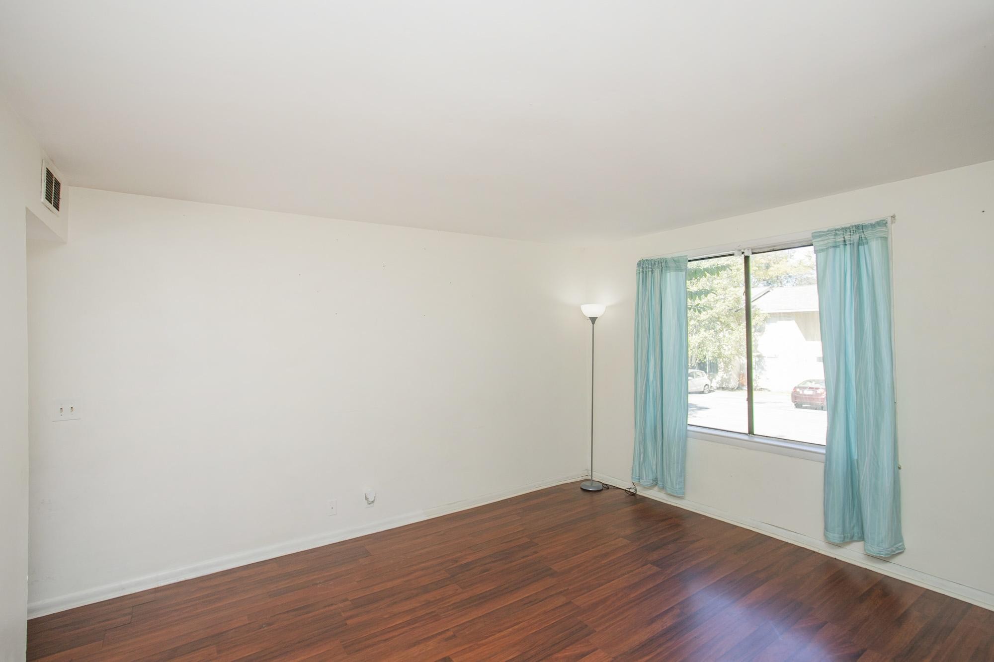 4958 Edmondson Pike Unit: 7