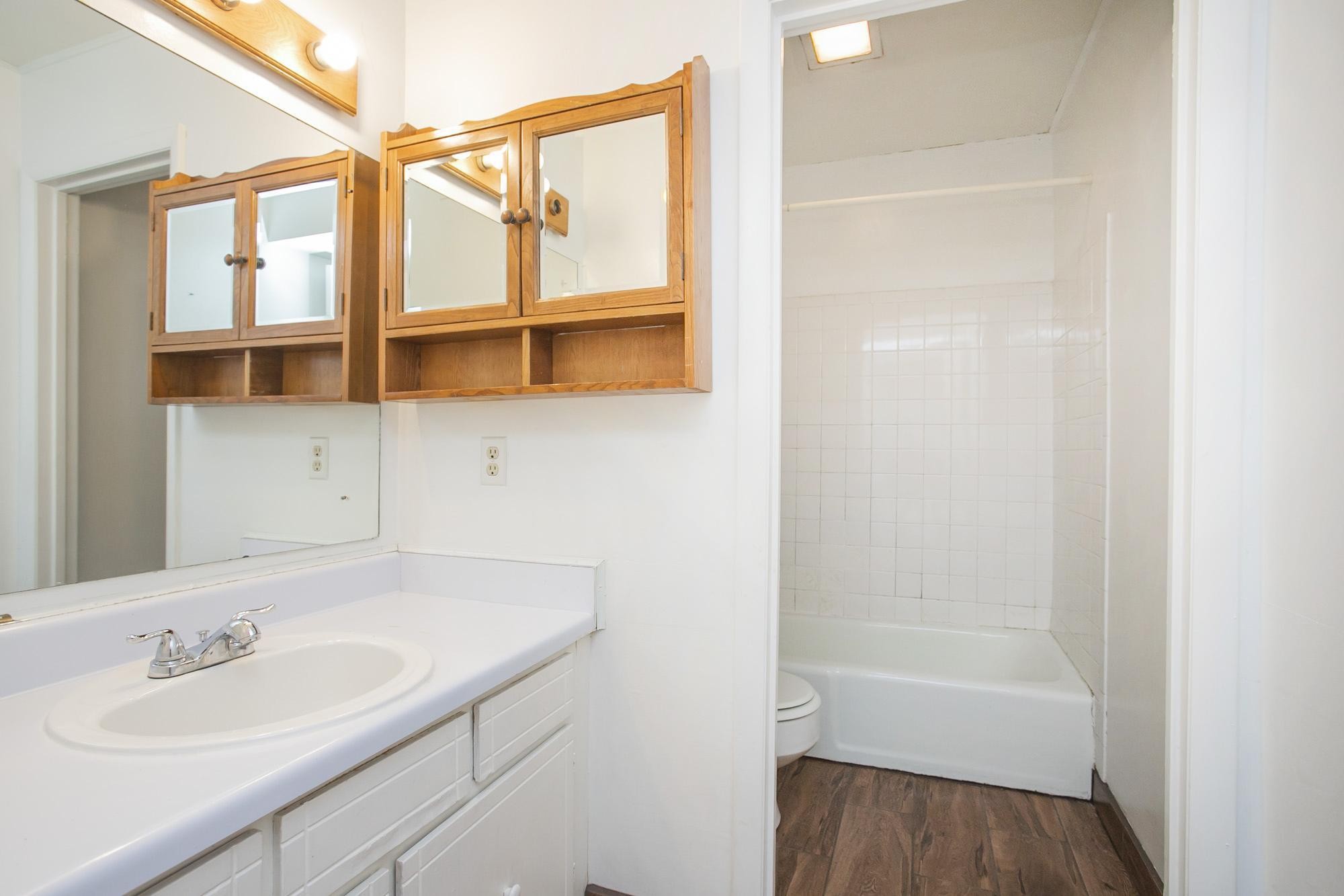 4958 Edmondson Pike Unit: 7