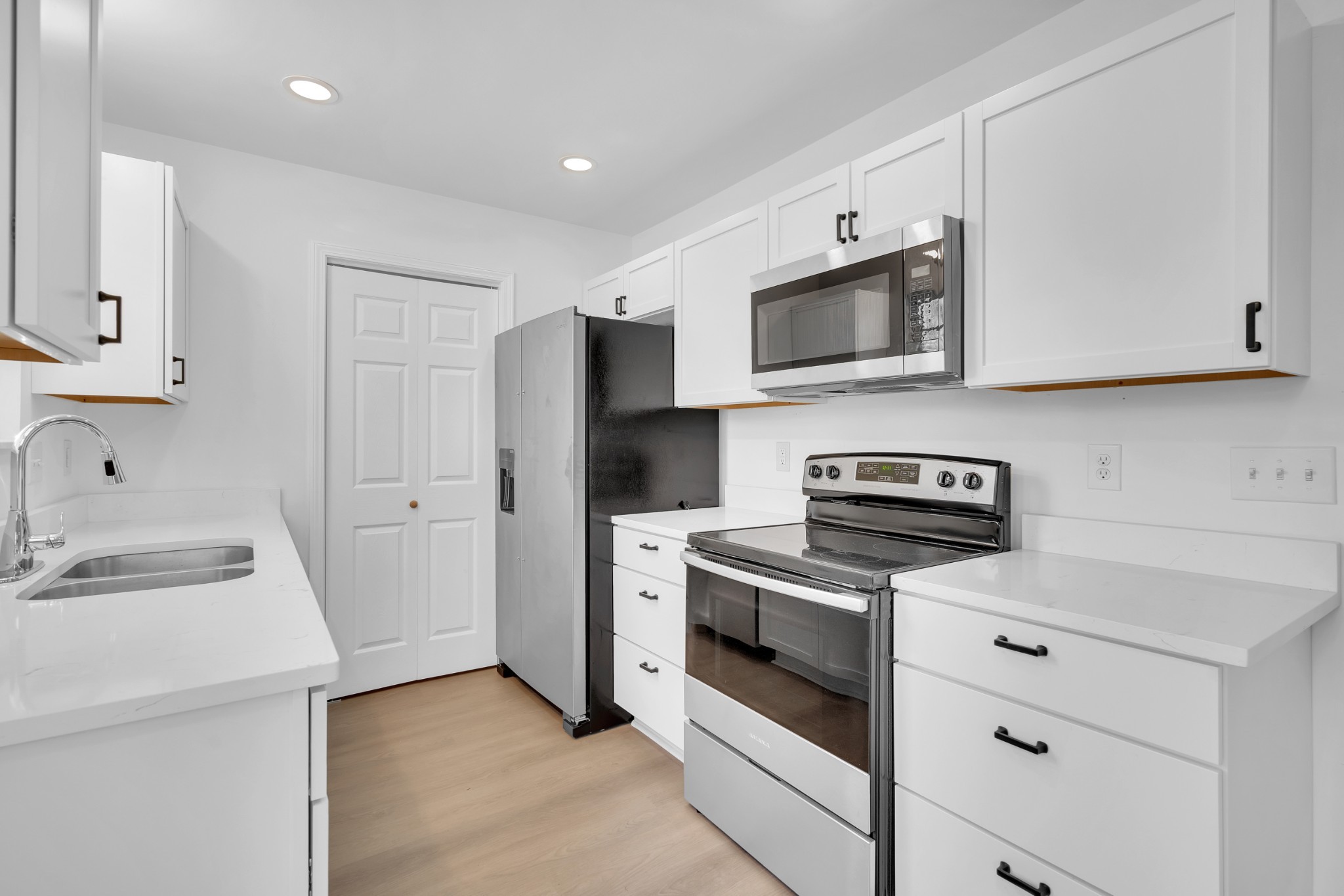 2428 Egret Dr