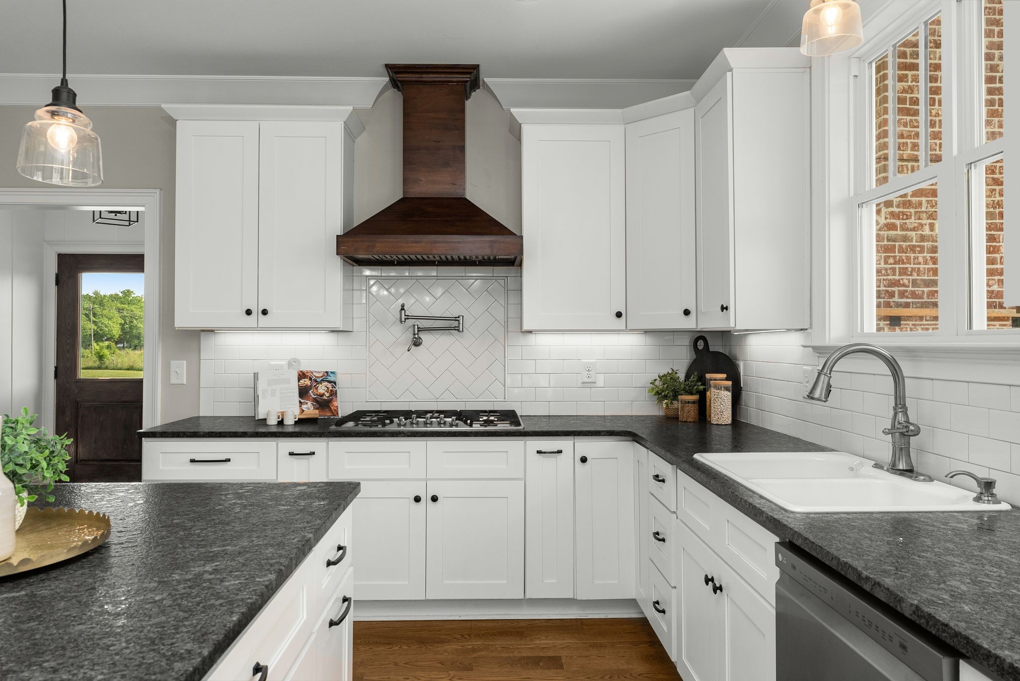 1253 Carters Creek Pike