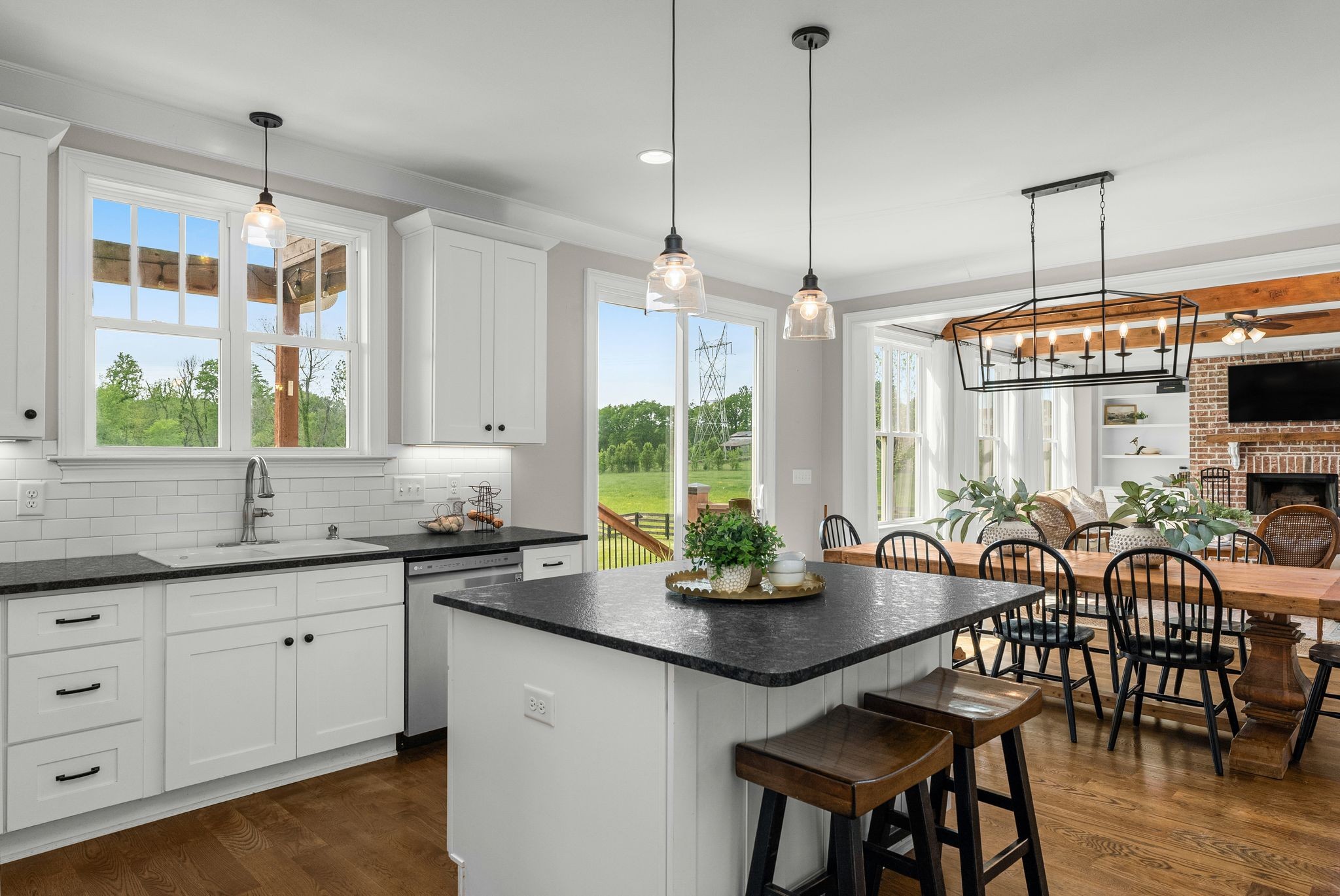 1253 Carters Creek Pike