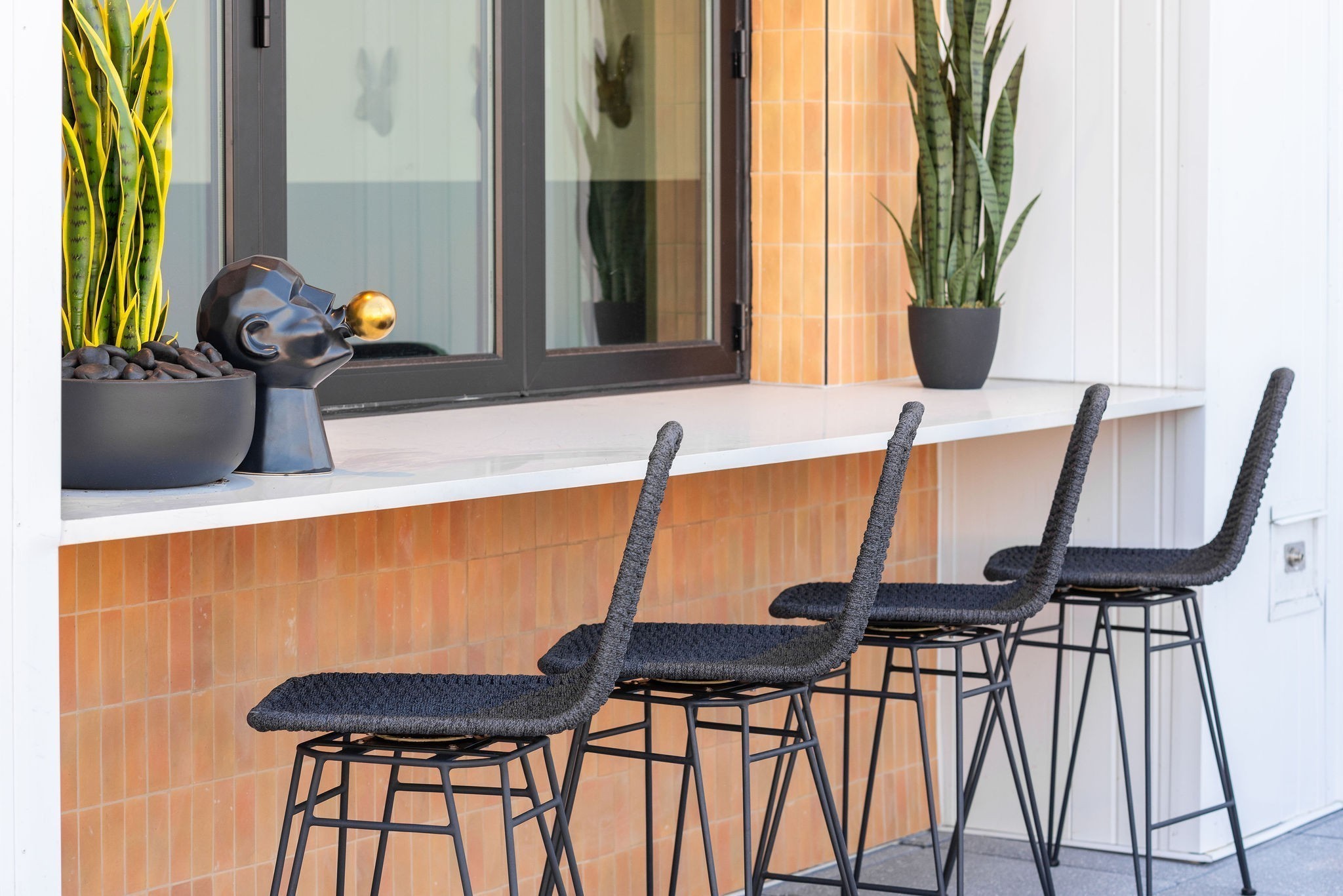 245 Hermitage Avenue Unit: 205
