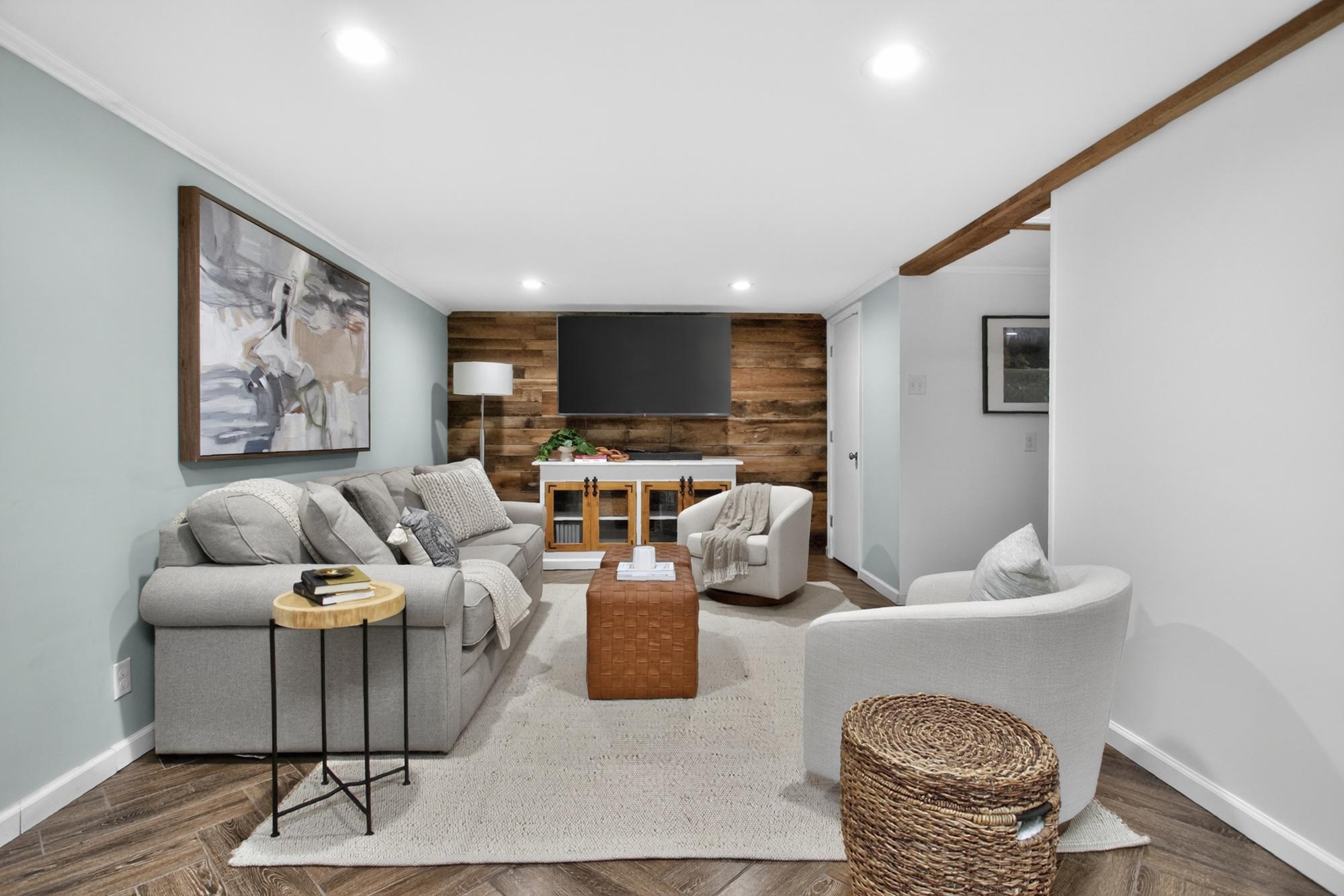 7044 Bonnavent Dr