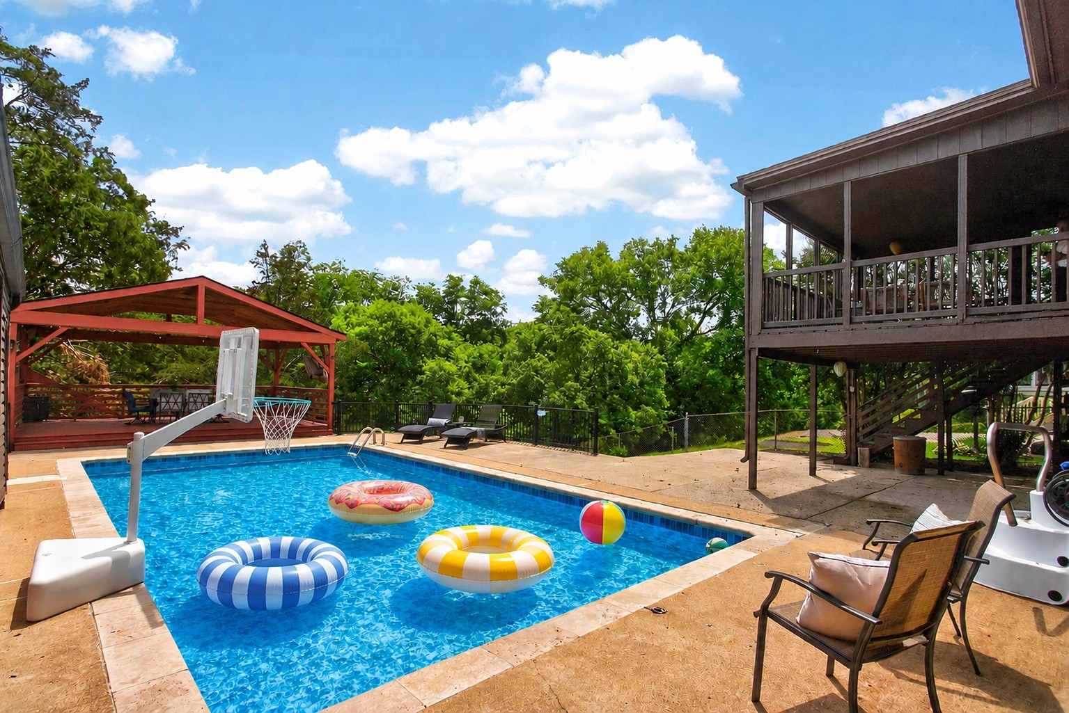 7044 Bonnavent Dr