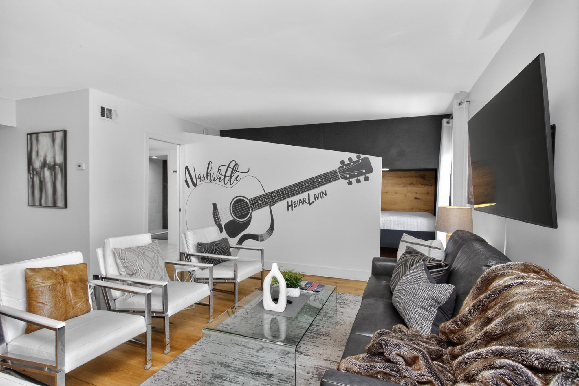 11 Music Sq, E Unit: 608