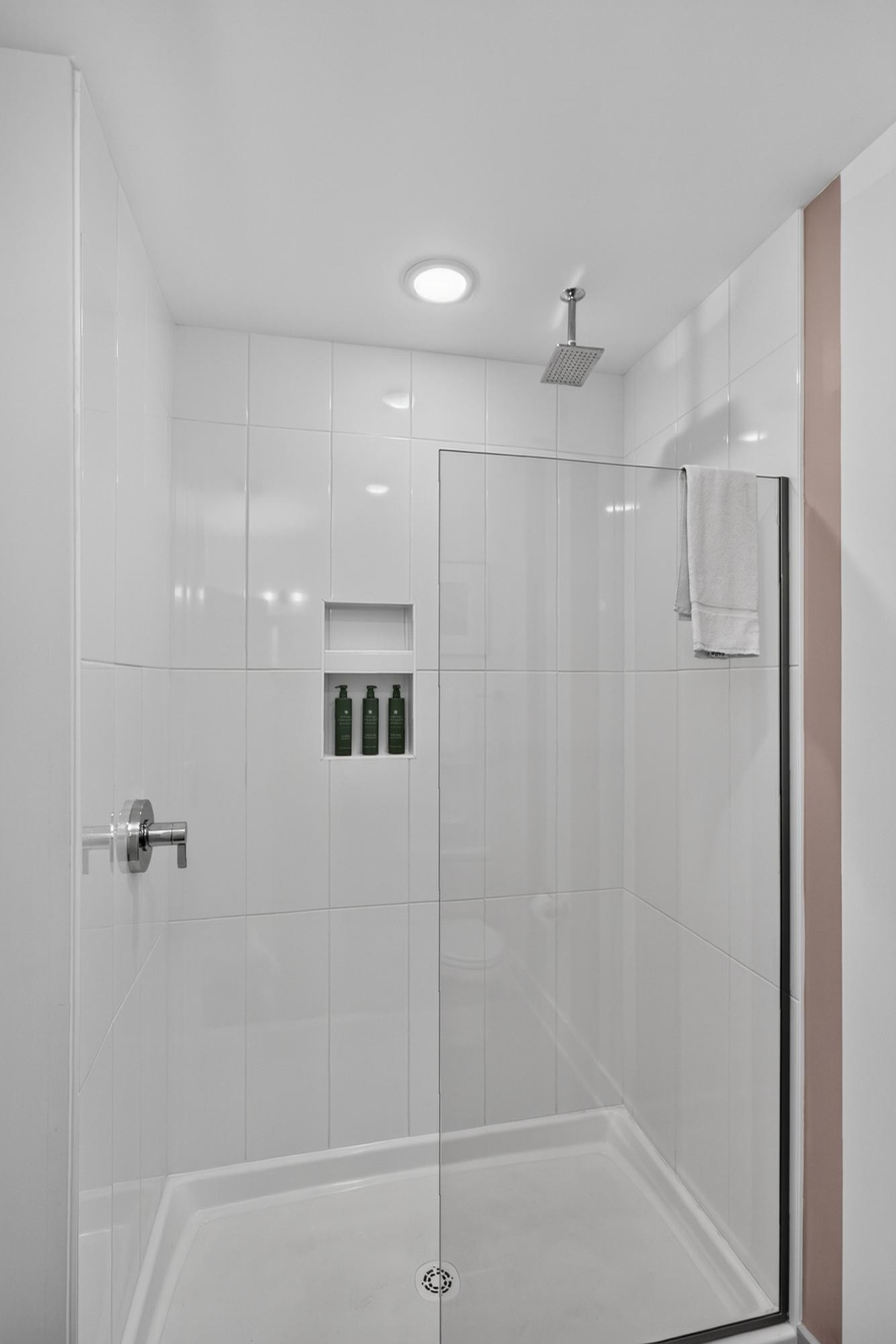 1012C 18th Ave, S Unit: 3