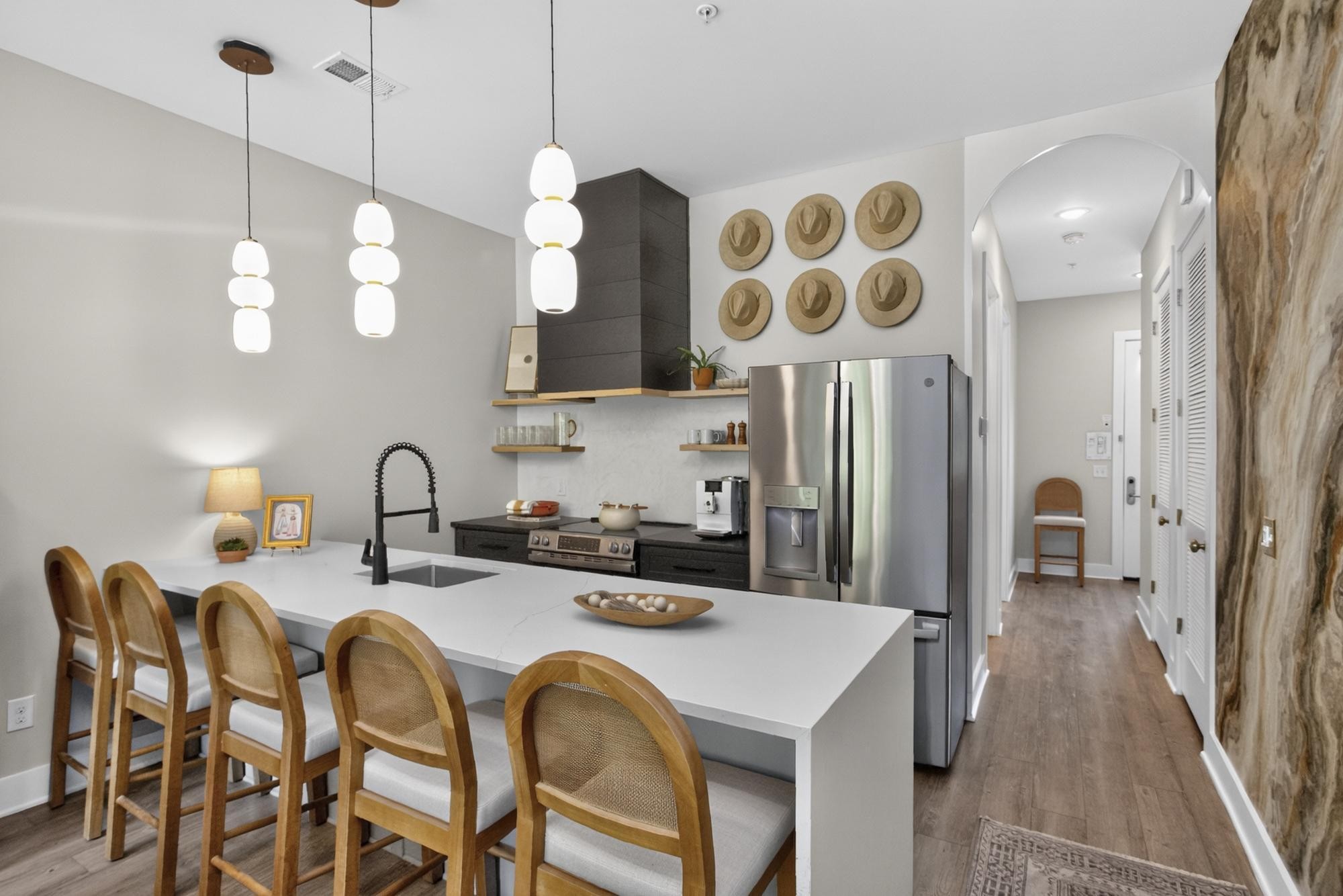 1012C 18th Ave, S Unit: 3