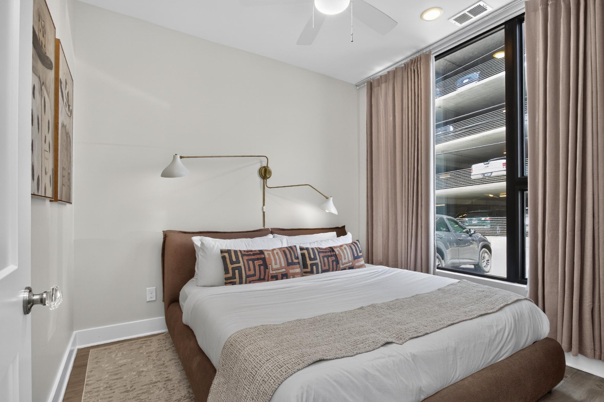 1012C 18th Ave, S Unit: 3