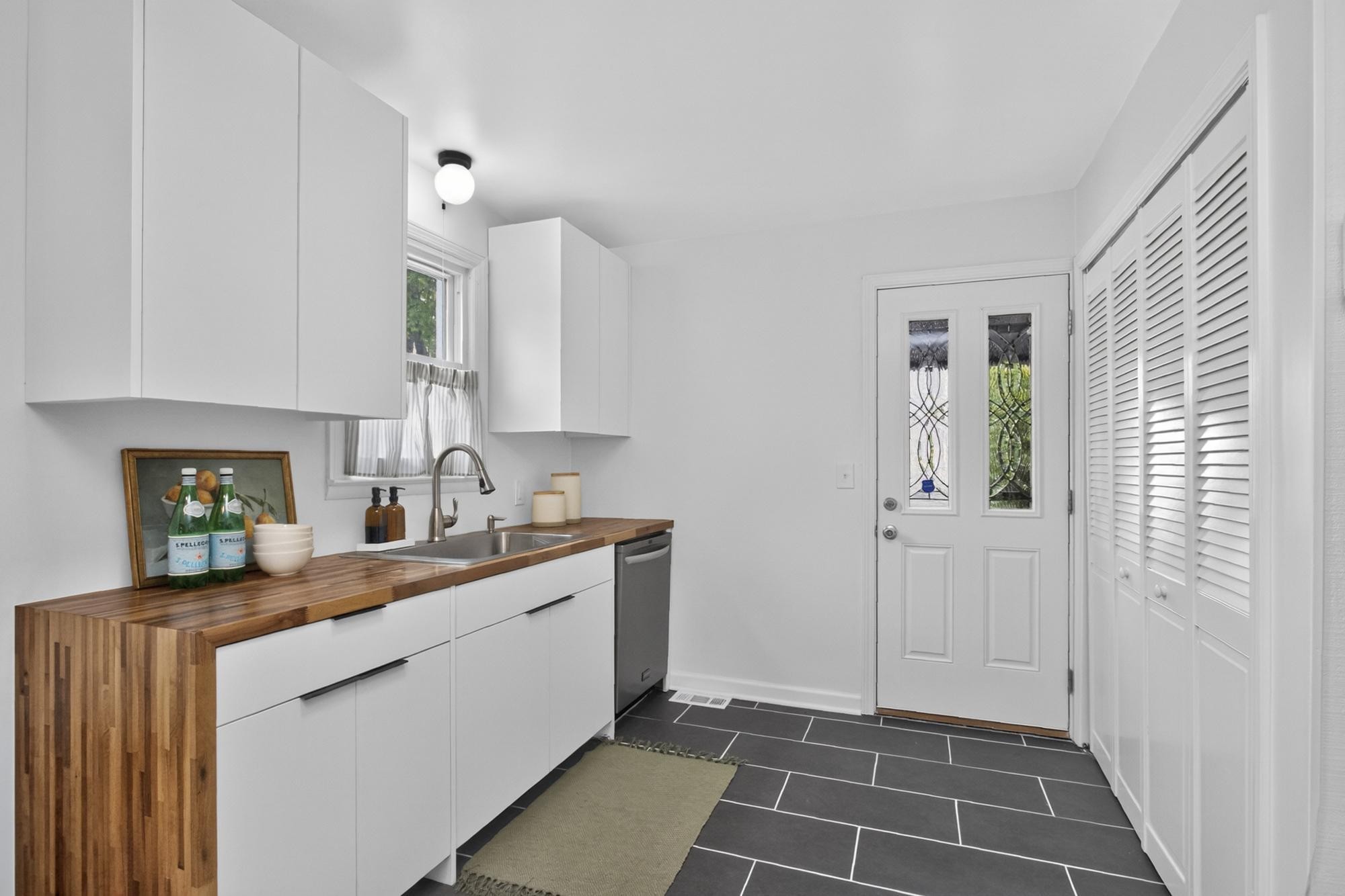 195 Graylynn Dr