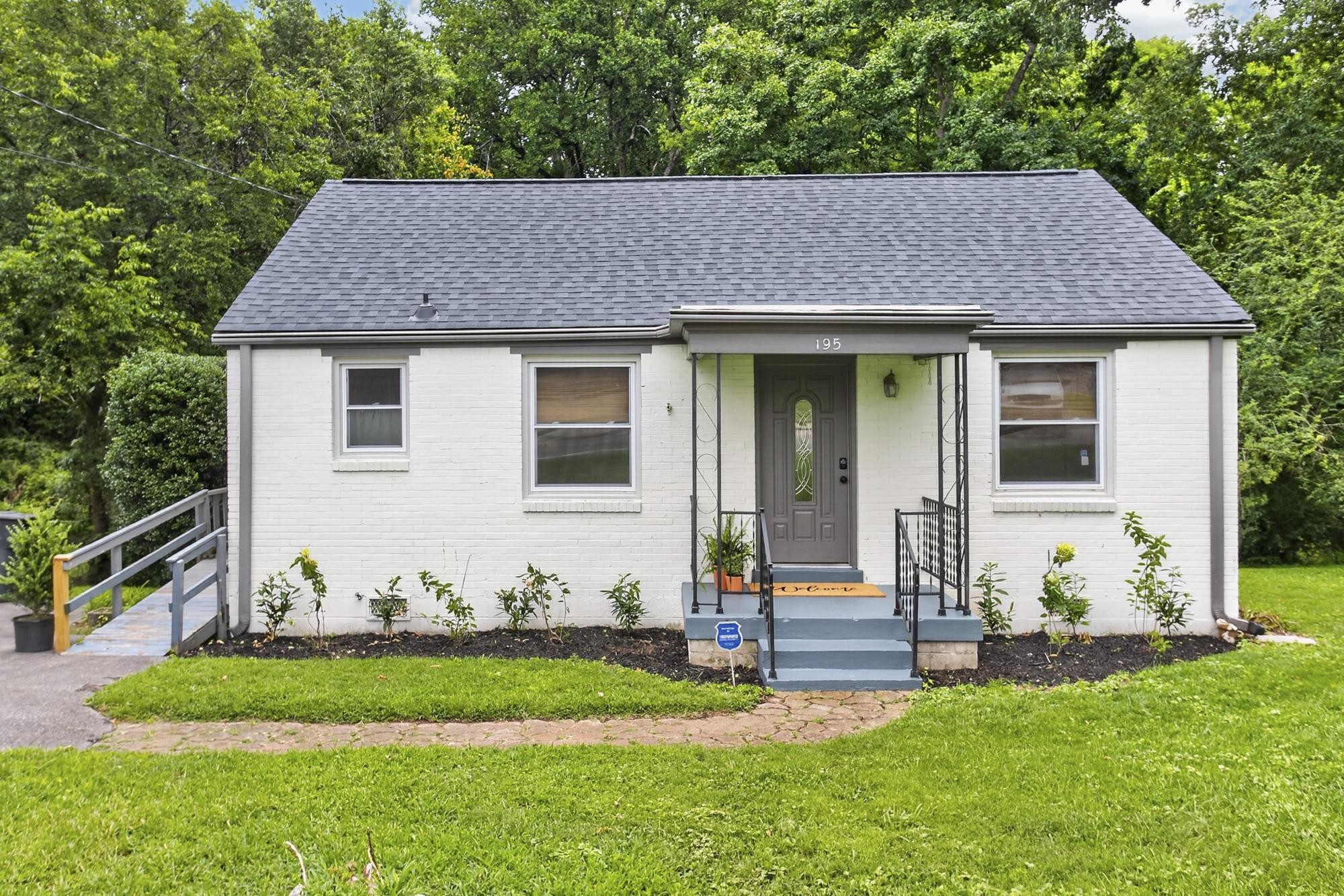 195 Graylynn Dr