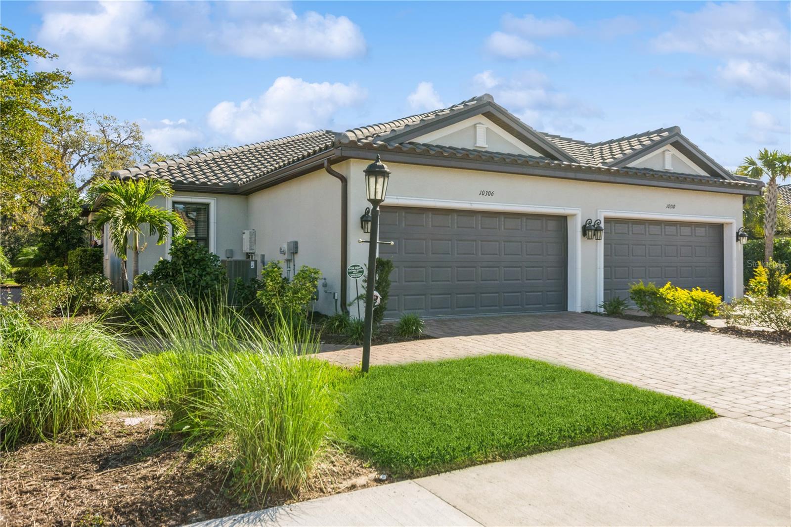 10306 MORNING MIST LN