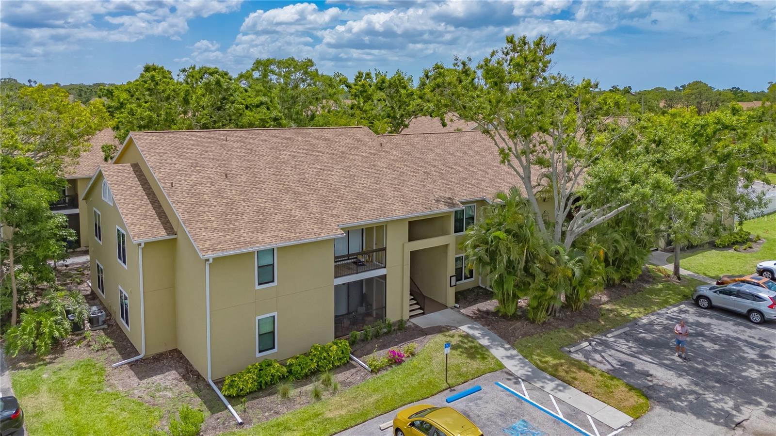 4009 CROCKERS LAKE BLVD #22