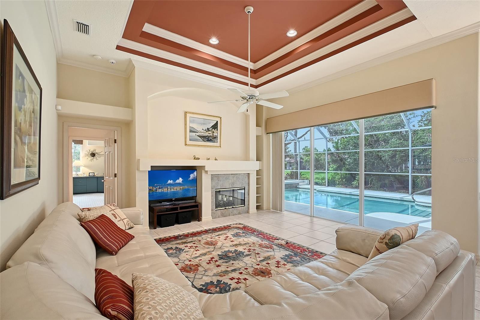 766 SHADOW BAY WAY