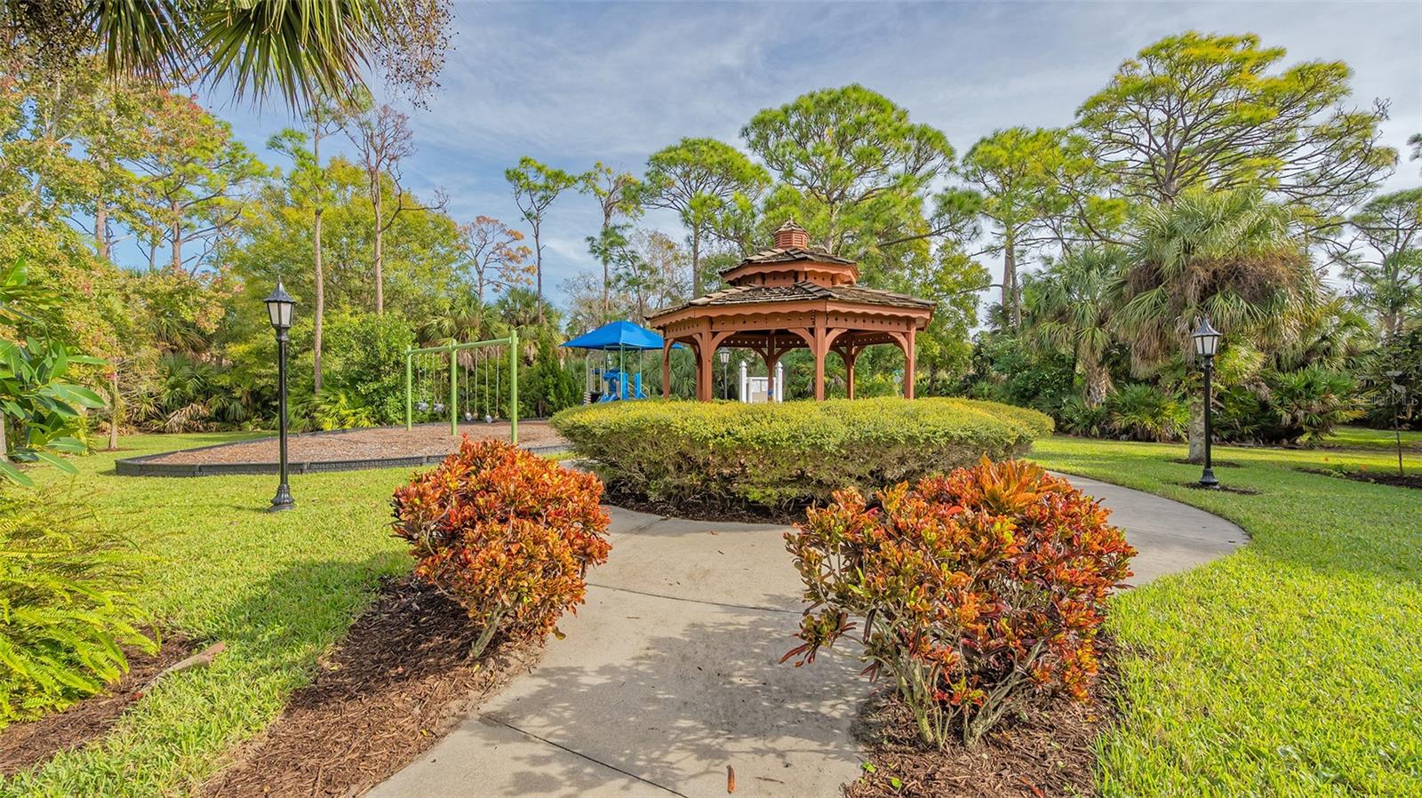 766 SHADOW BAY WAY