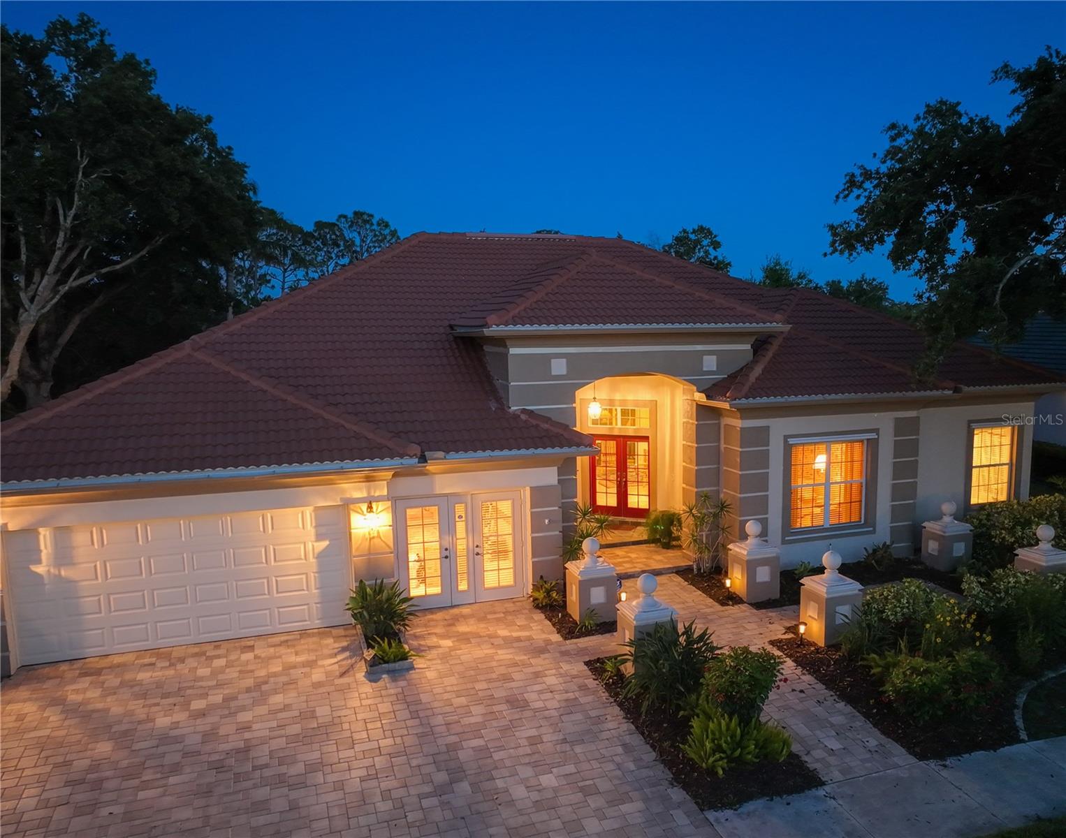 766 SHADOW BAY WAY