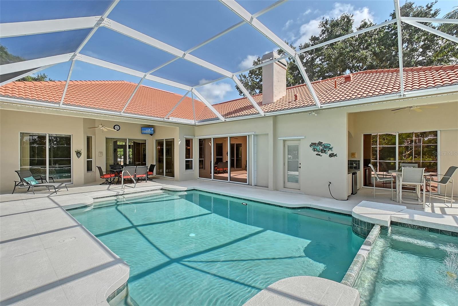 766 SHADOW BAY WAY