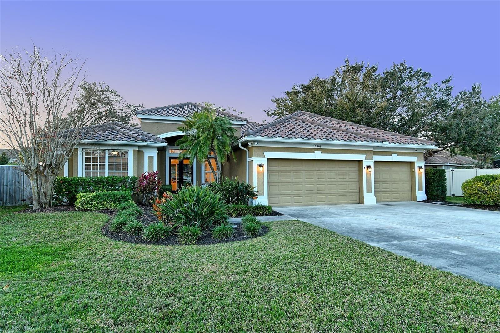 5401 OAK GROVE CT