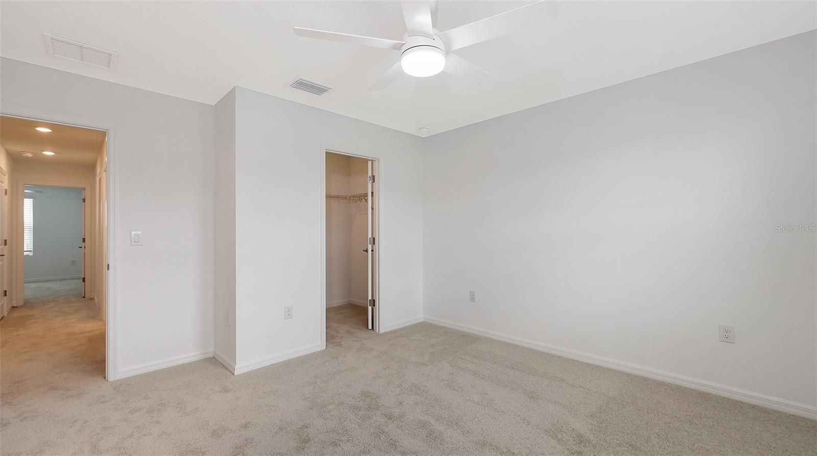 9004 DRIVEN SNOW ST