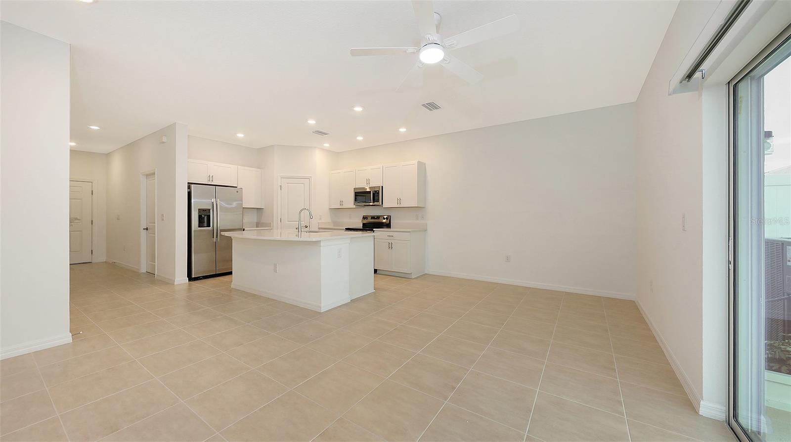 9004 DRIVEN SNOW ST