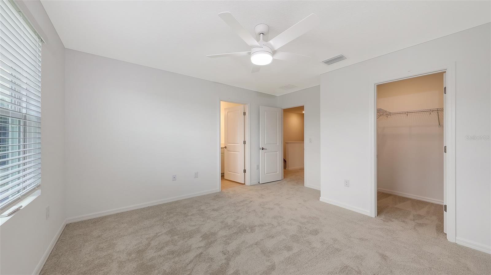 9004 DRIVEN SNOW ST