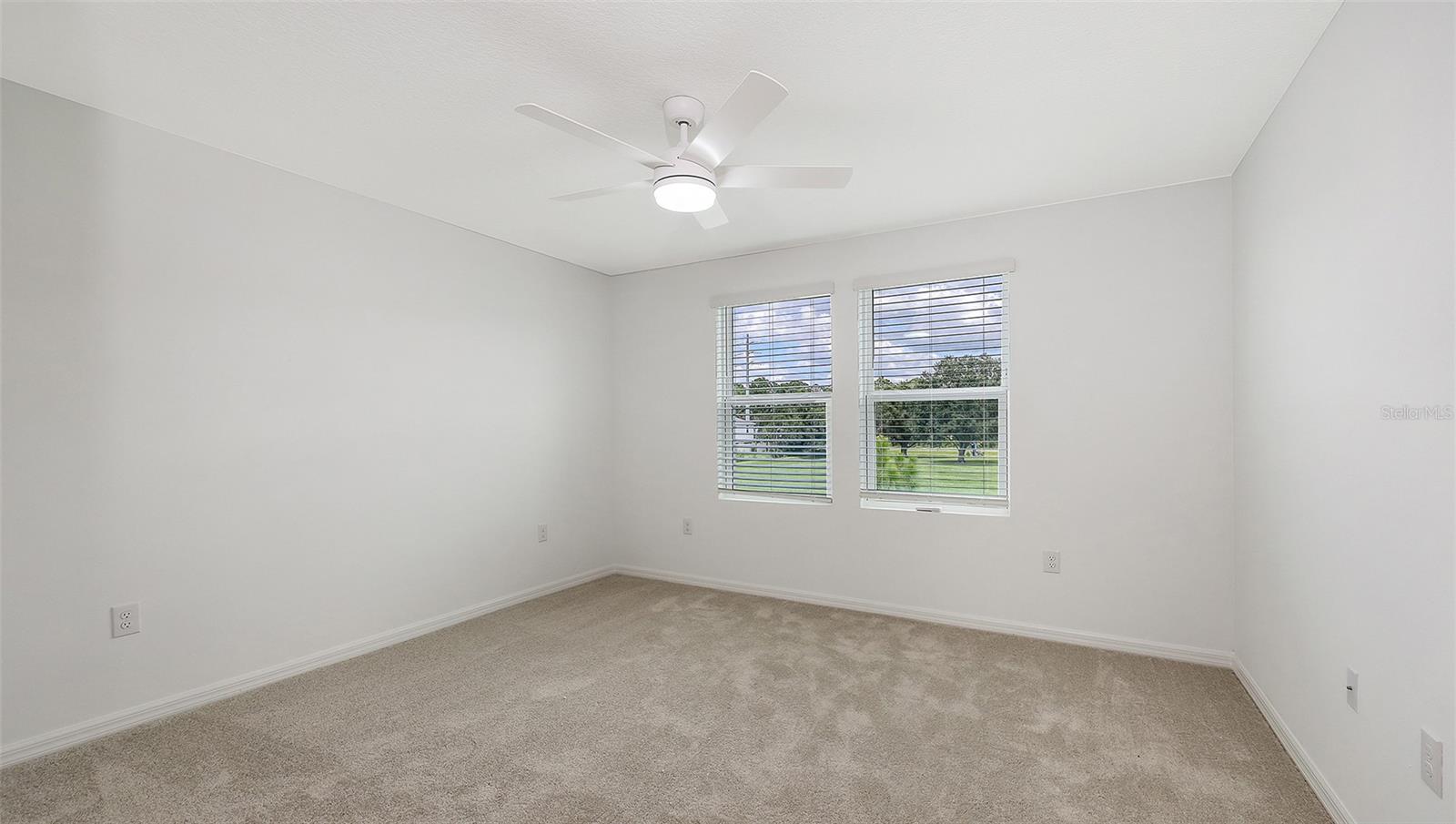 9004 DRIVEN SNOW ST