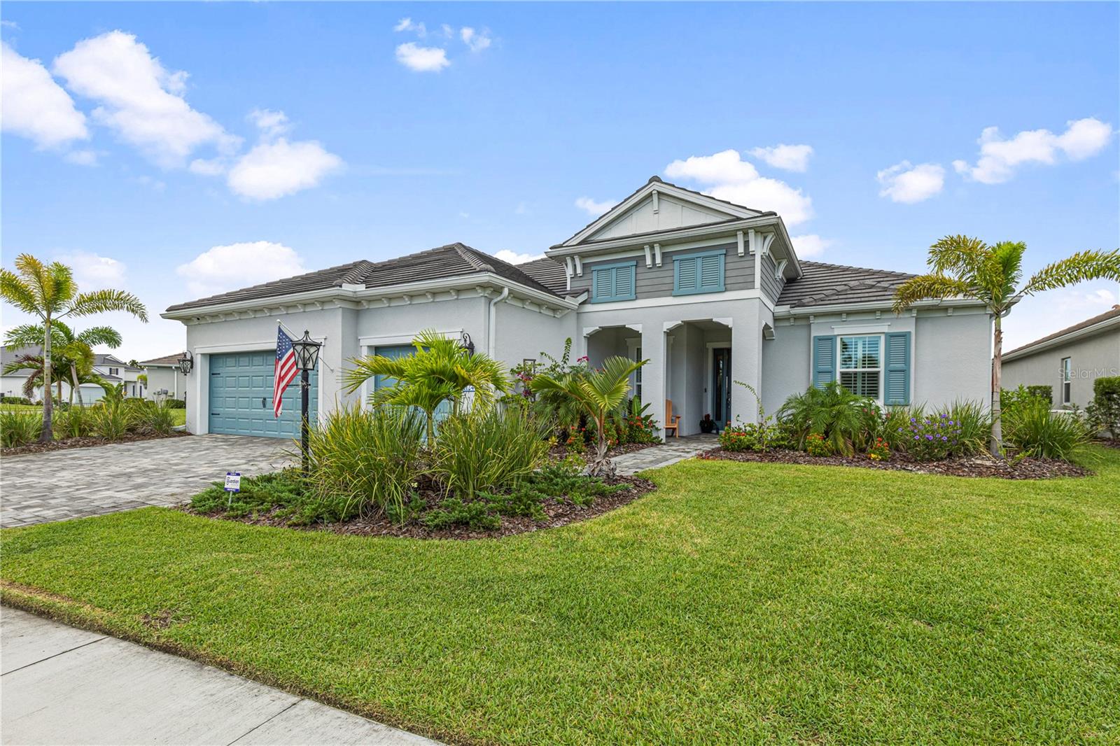 21244 HOLMES CIR