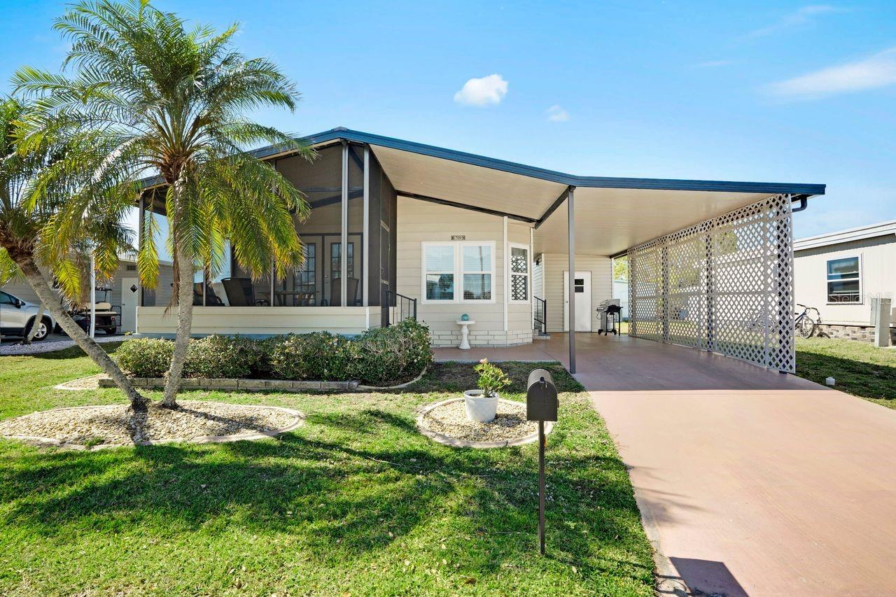 709 RIVERVIEW CIR