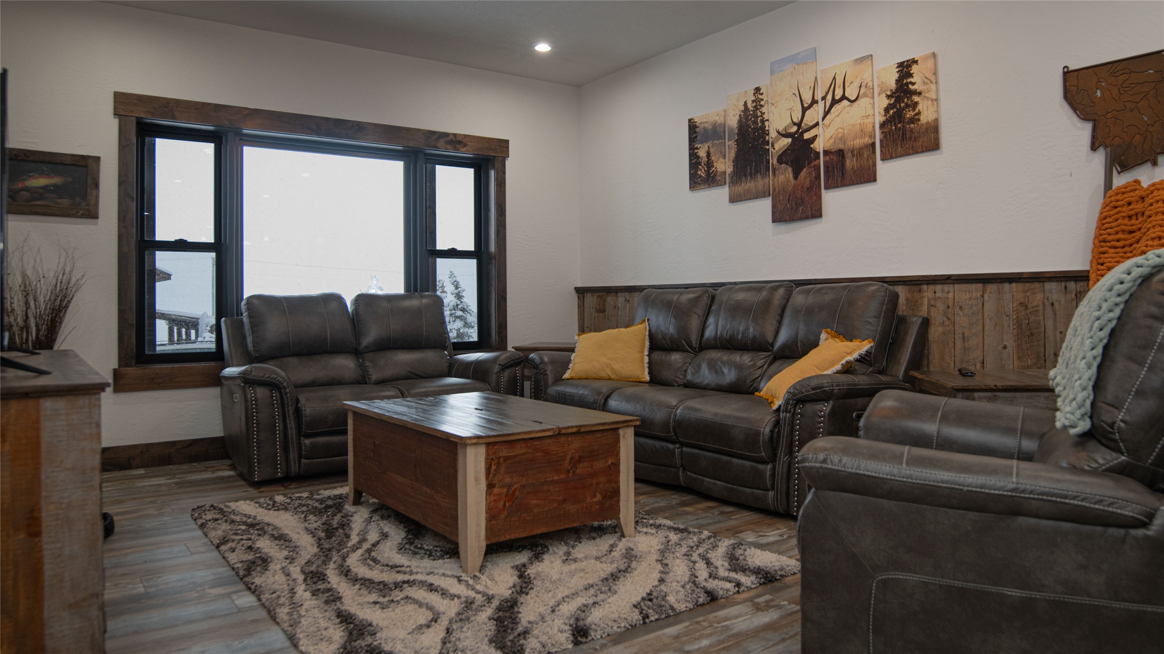 5 Fox Trail Way