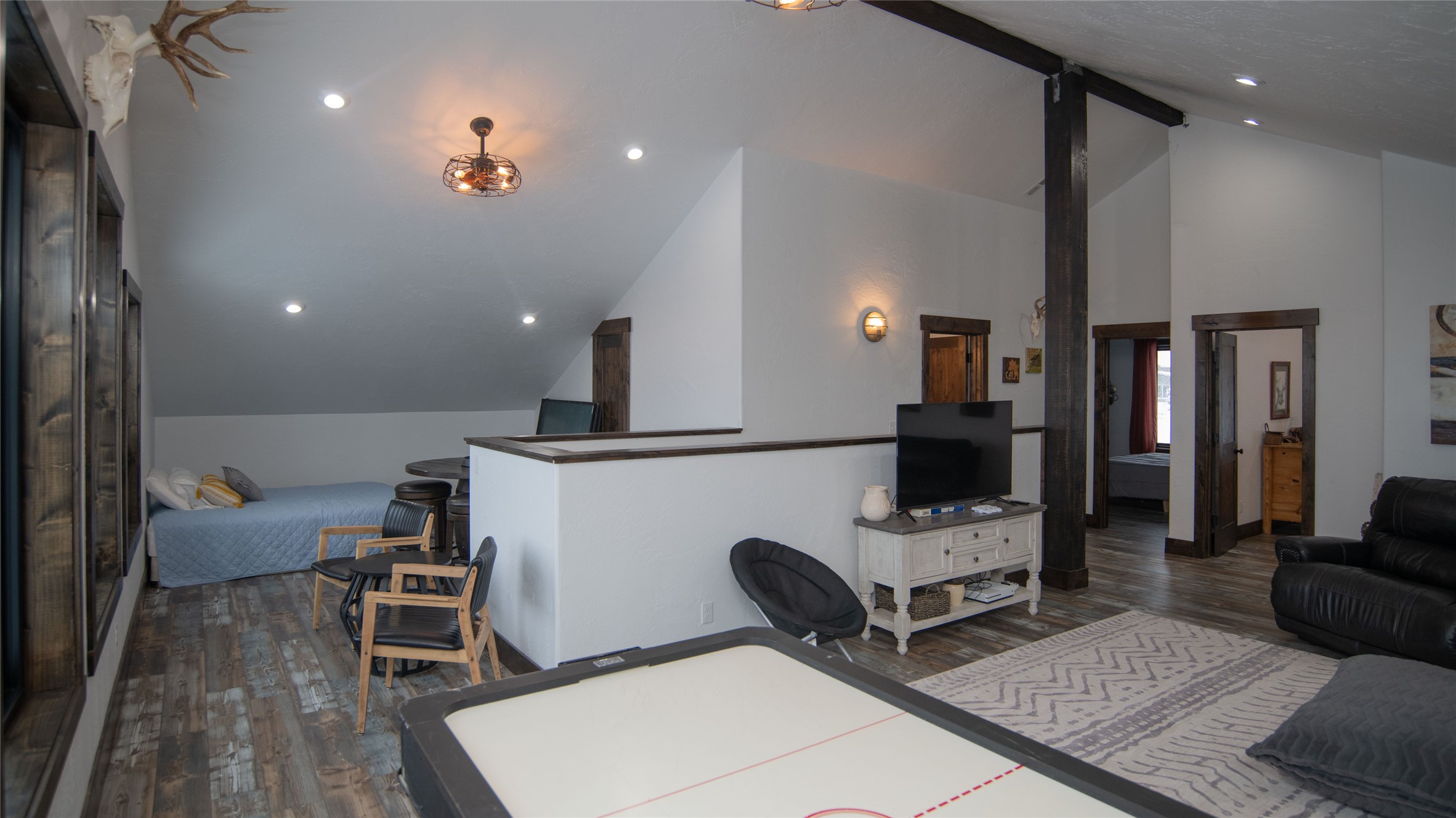 5 Fox Trail Way